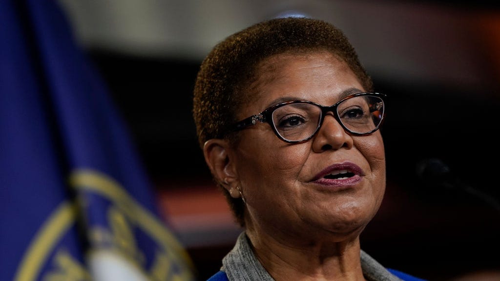 L.A. mayoral candidate Karen Bass calls for increased LAPD patrols