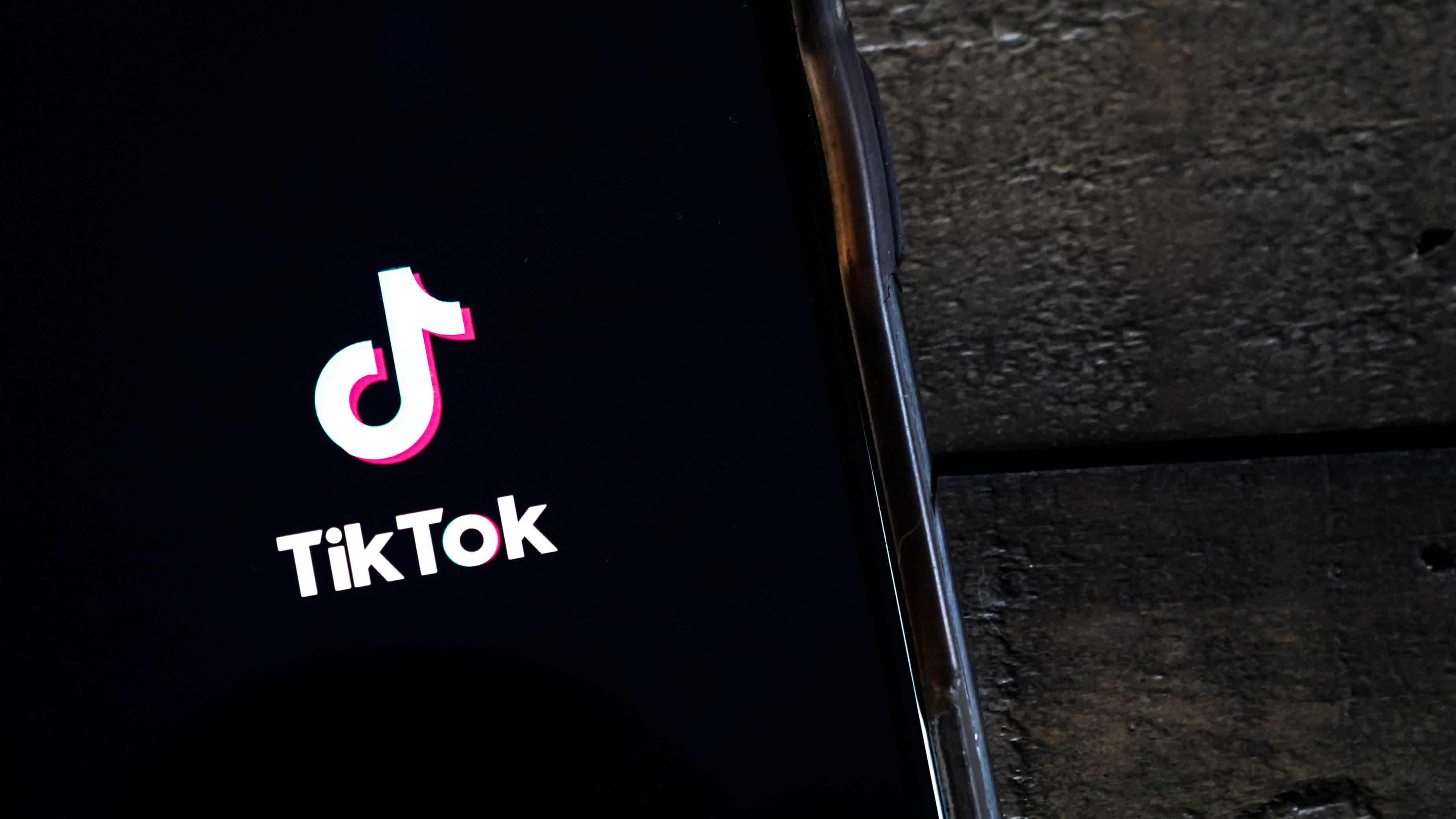 ‘Chroming’: the potentially deadly new TikTok craze
