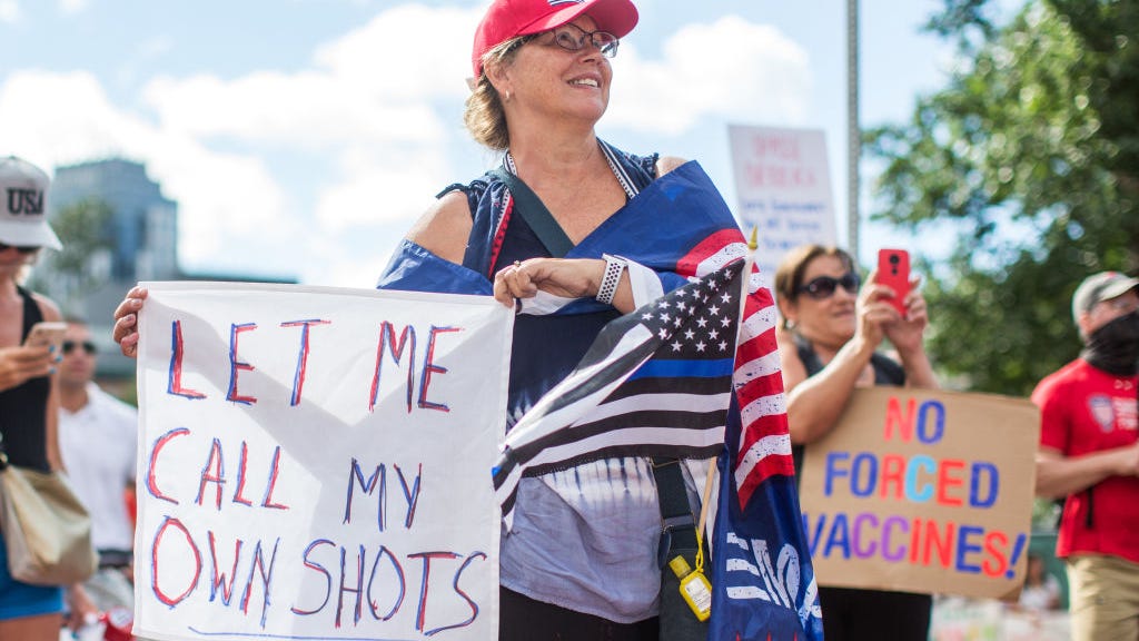 Bay Area residents protest COVID-19 vaccination mandates