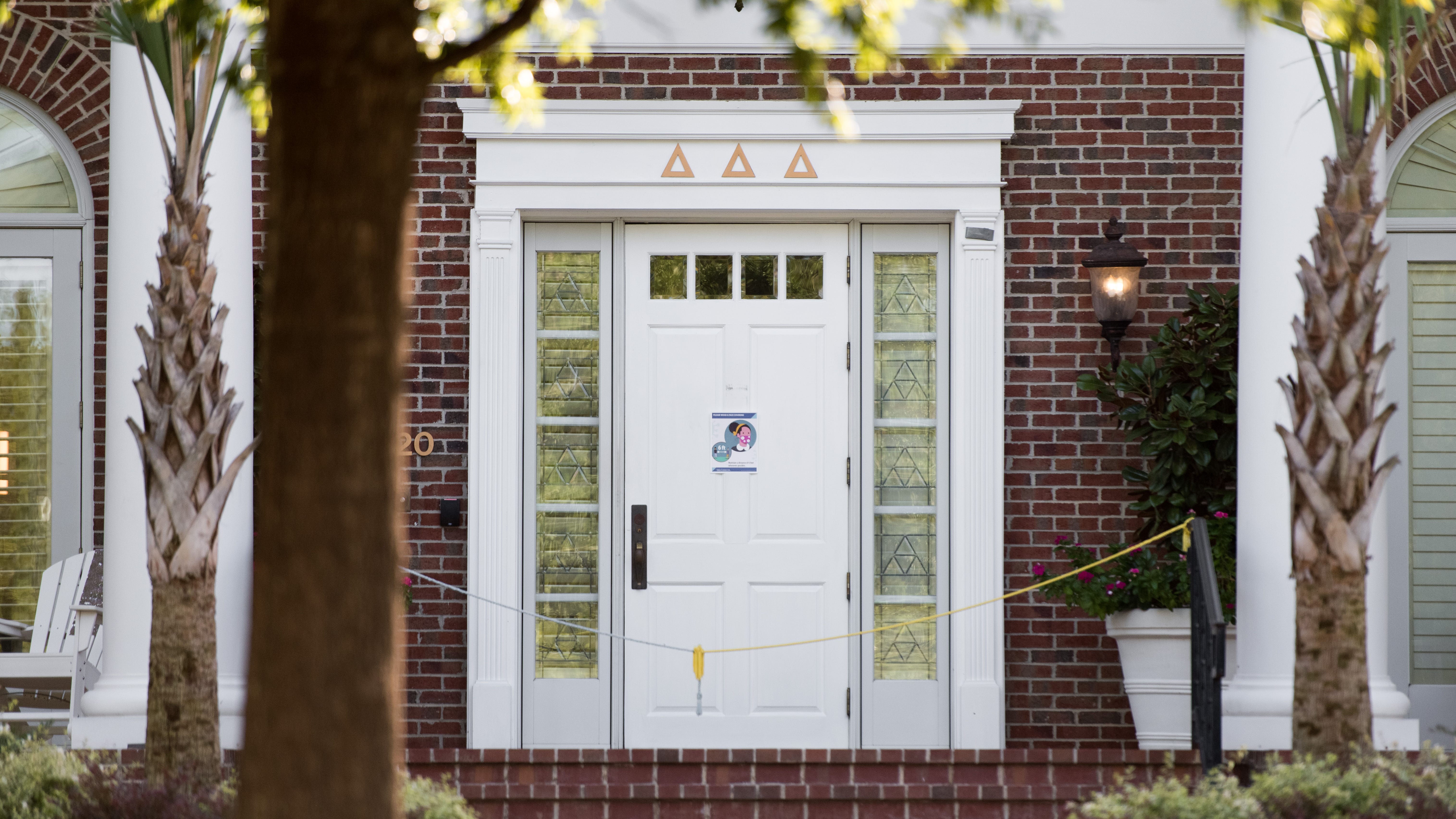 Alabama sororities go viral after denying a man that attempted to pledge