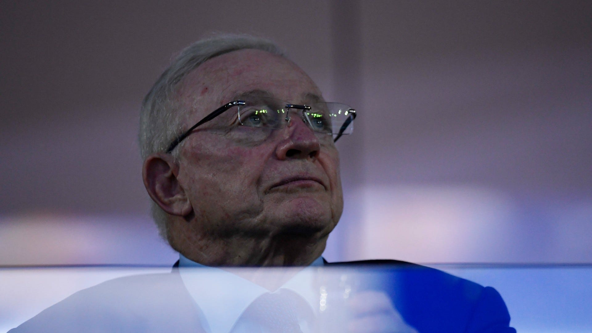 Sad Jerry Jones makes Washington Football fans happy