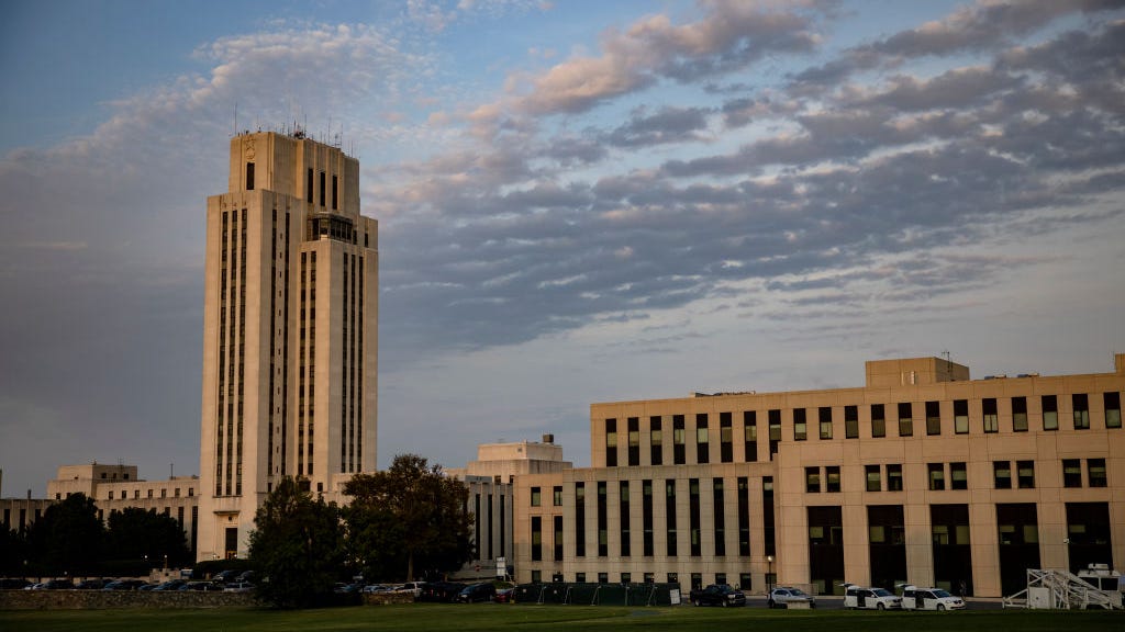 Military kicks Catholic priests out of Walter Reed