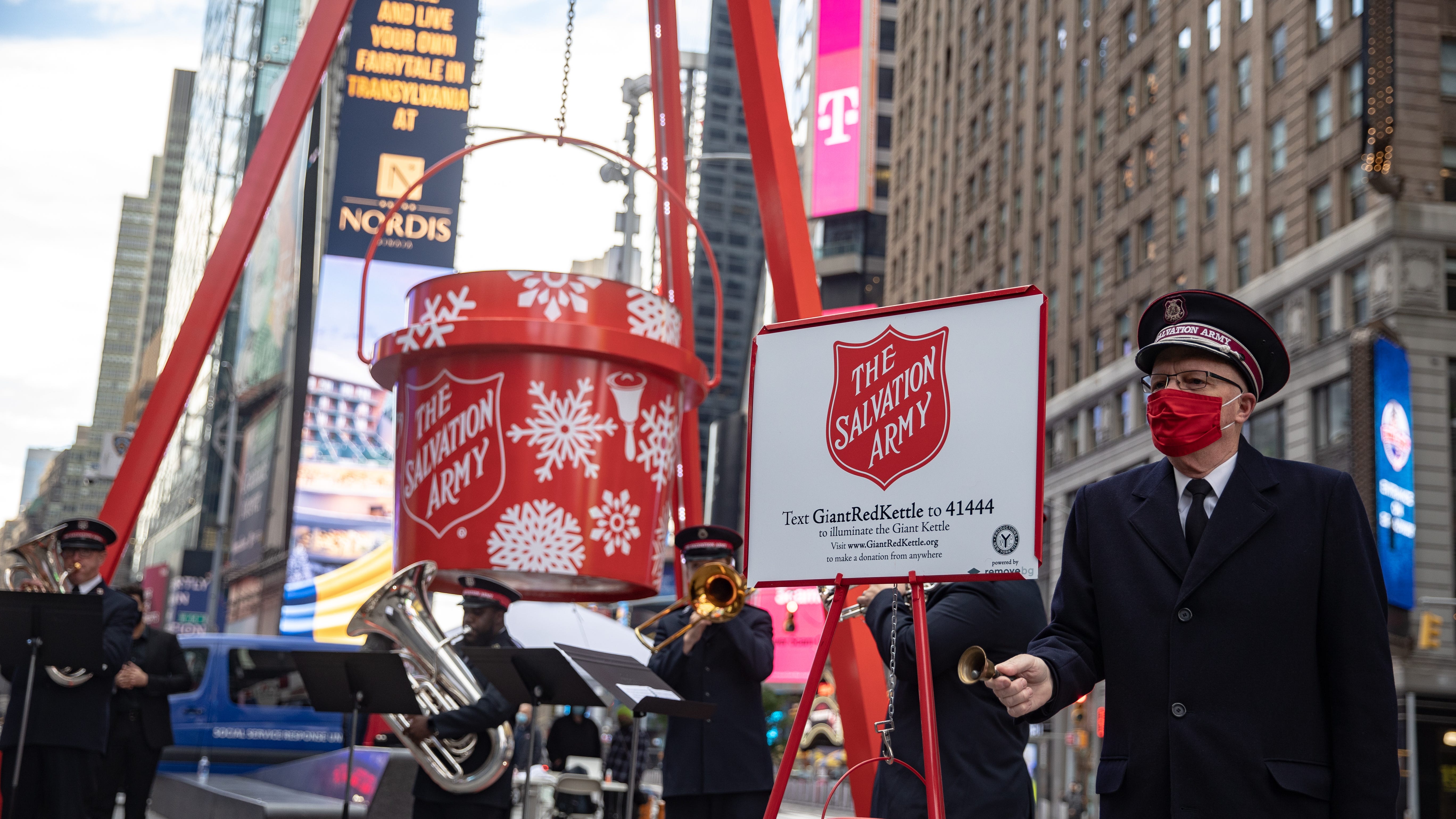 LISTEN: LI business owner donates $25K after Salvation Army makes on-air plea for toys