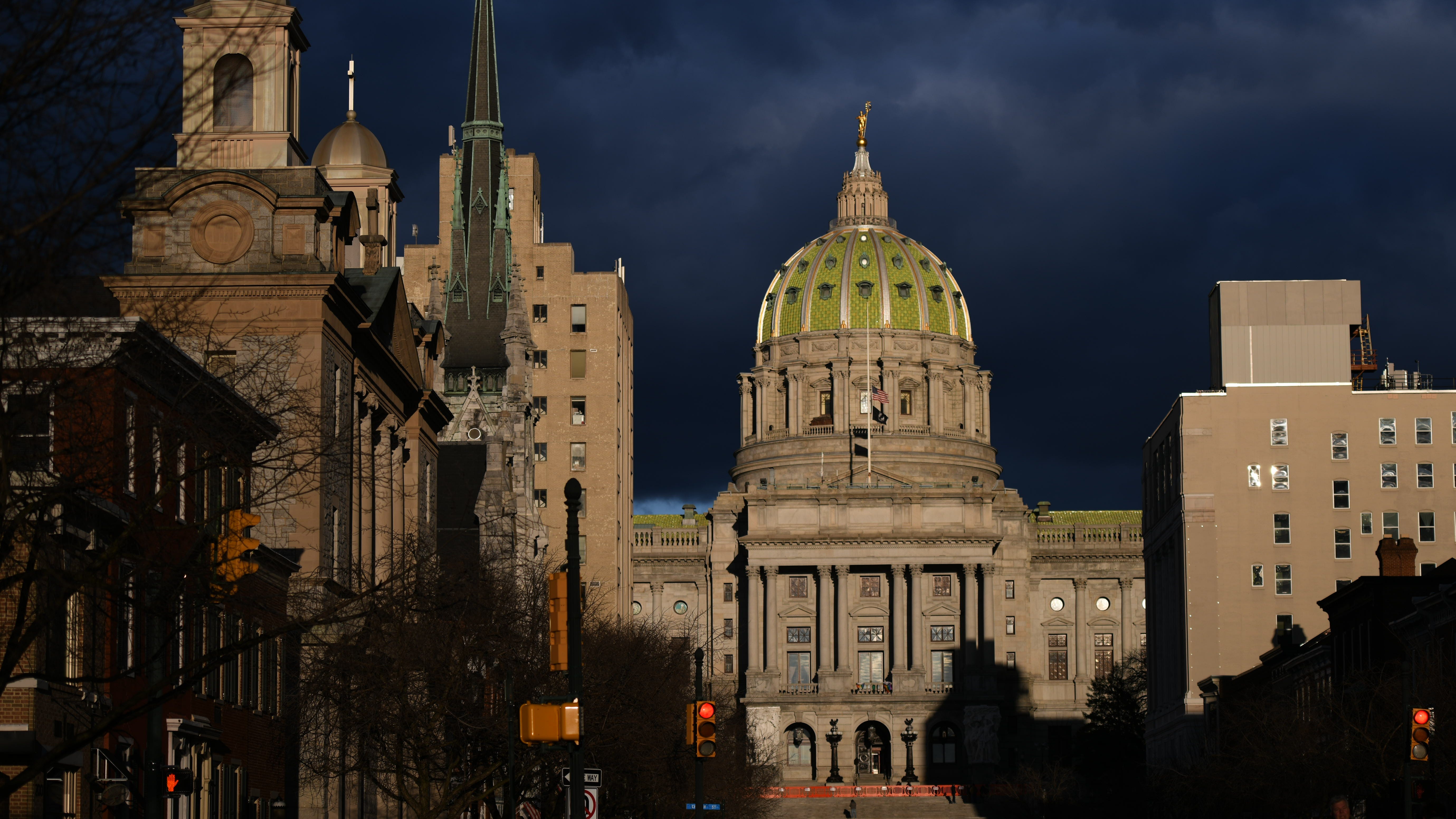 Experts confront gerrymandering at first public hearing on Pa. redistricting