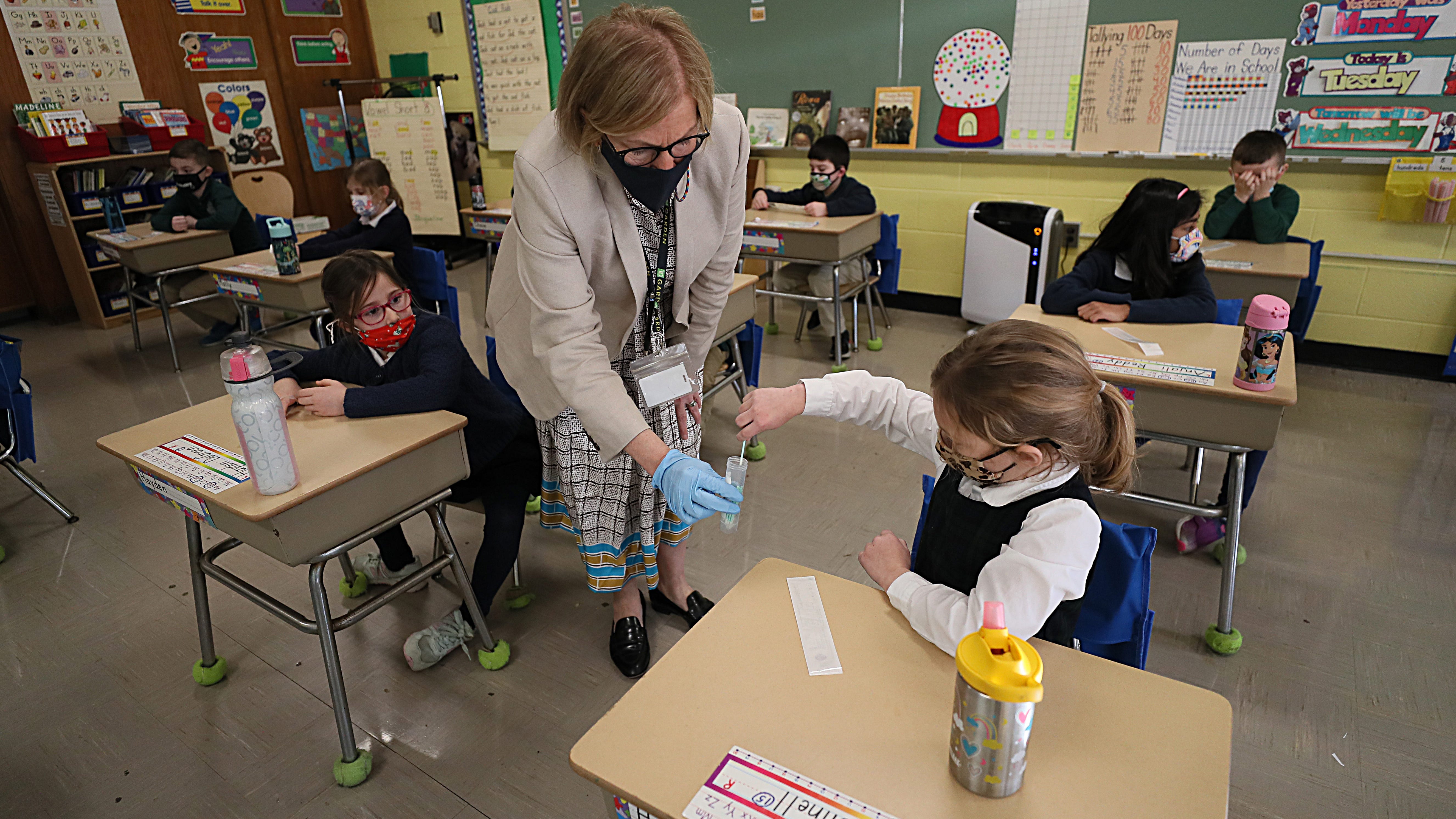 Pennsylvania offers pooled COVID-19 testing in classrooms to mitigate spread
