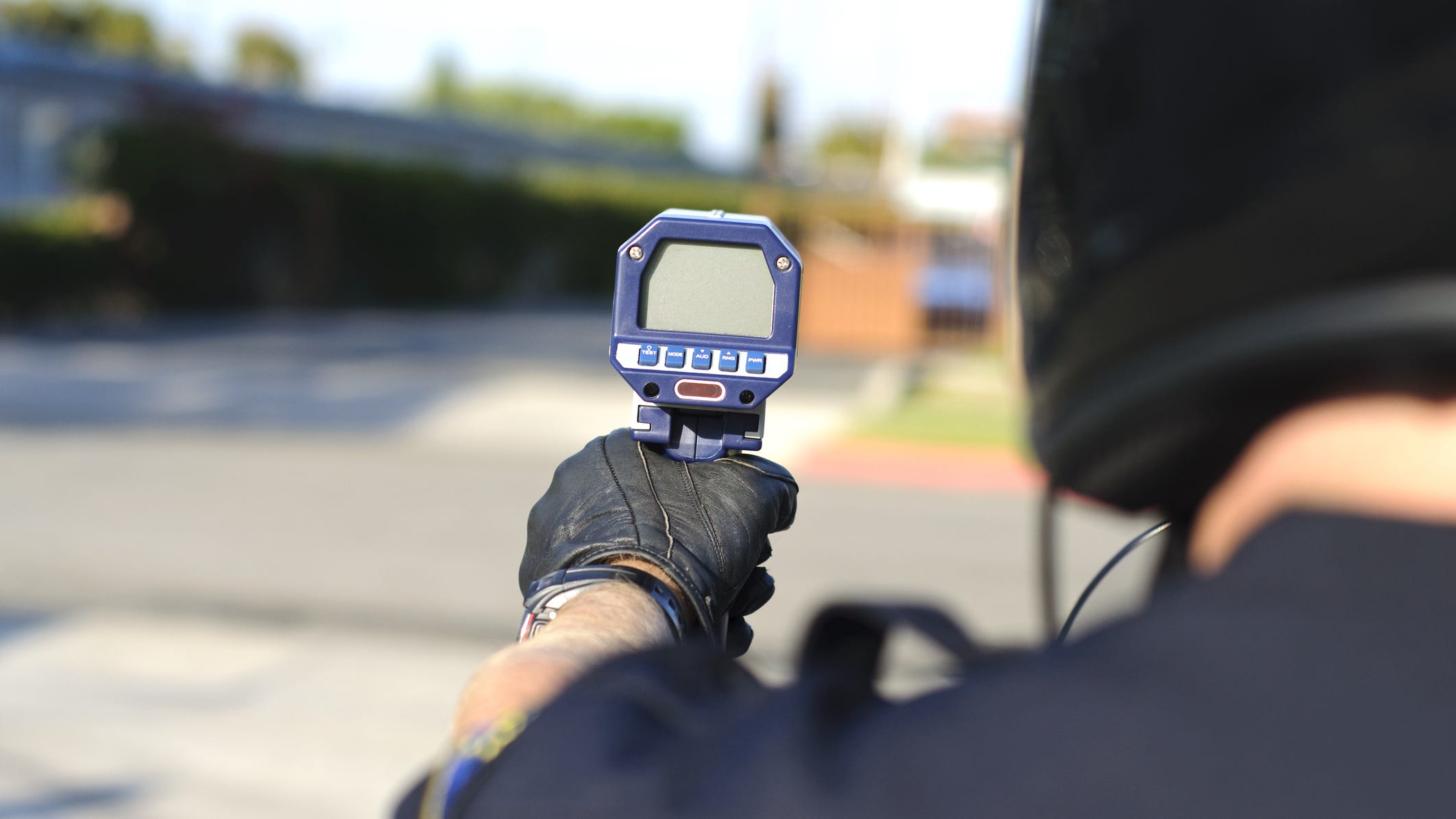 MSP trooper arrests Metro Detroit man going 104 mph on I-94 with loaded, illegal gun in truck