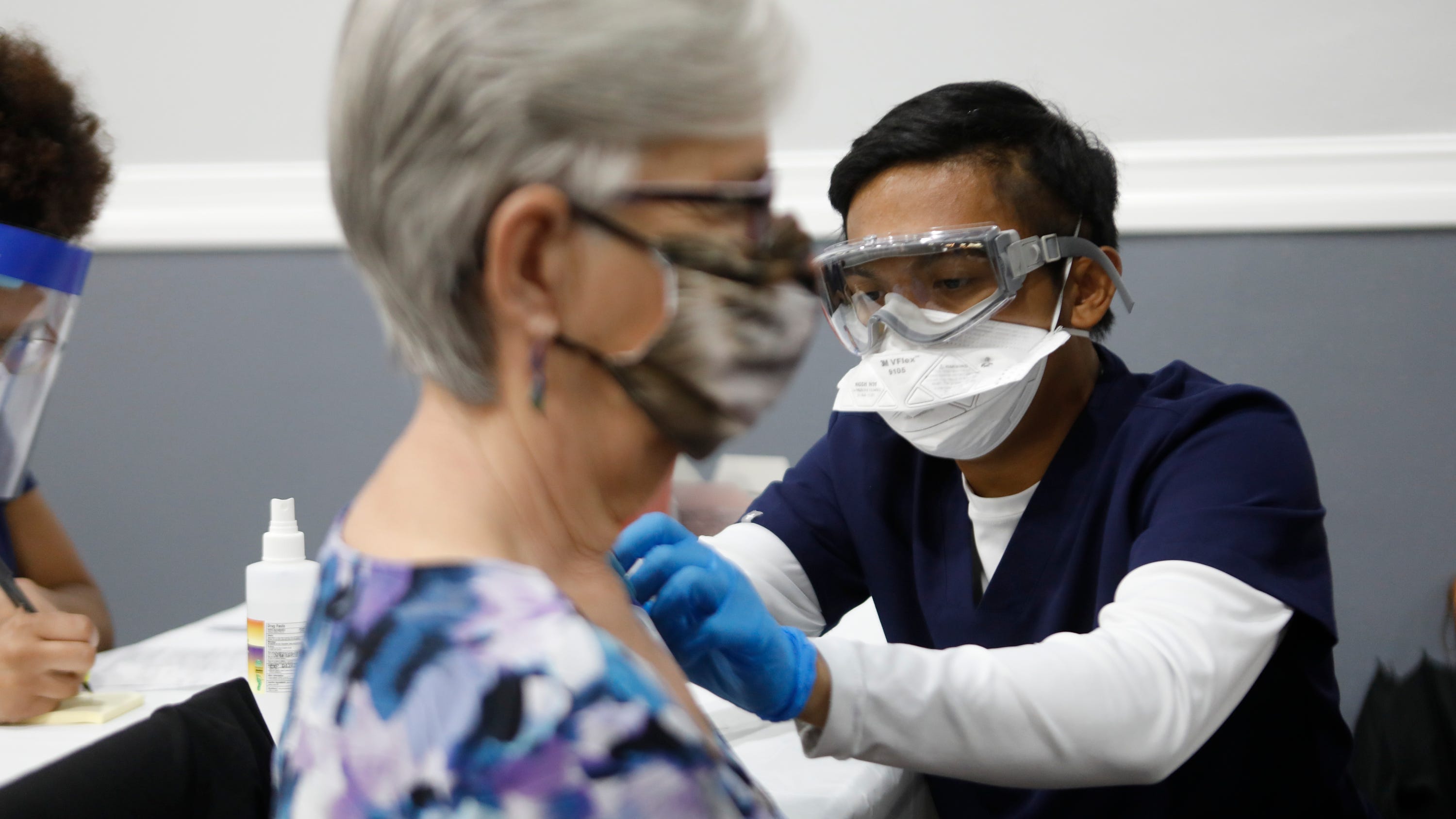 ‘Vaccinate the unvaccinated’: CHOP doc on why FDA panel voted against widespread booster shot