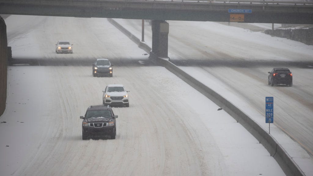 NEED TO KNOW: One of St. Louis' top drivers shares tips on how to handle snowy roads