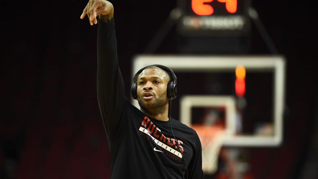Rockets' P.J. Tucker draws interest from multiple contenders ahead of NBA trade deadline