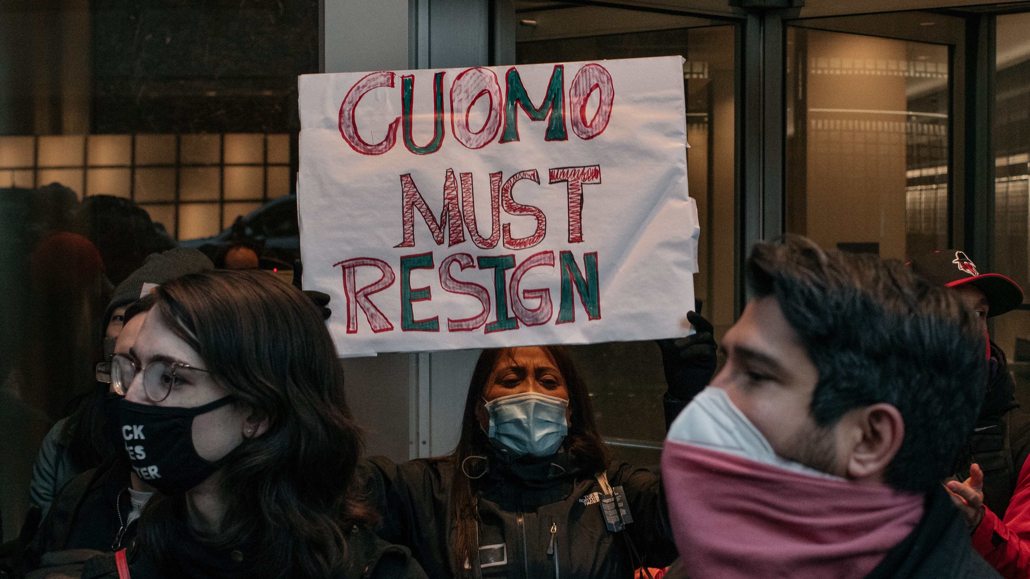 NY legislature votes to limit Cuomo's pandemic emergency powers amid scandals