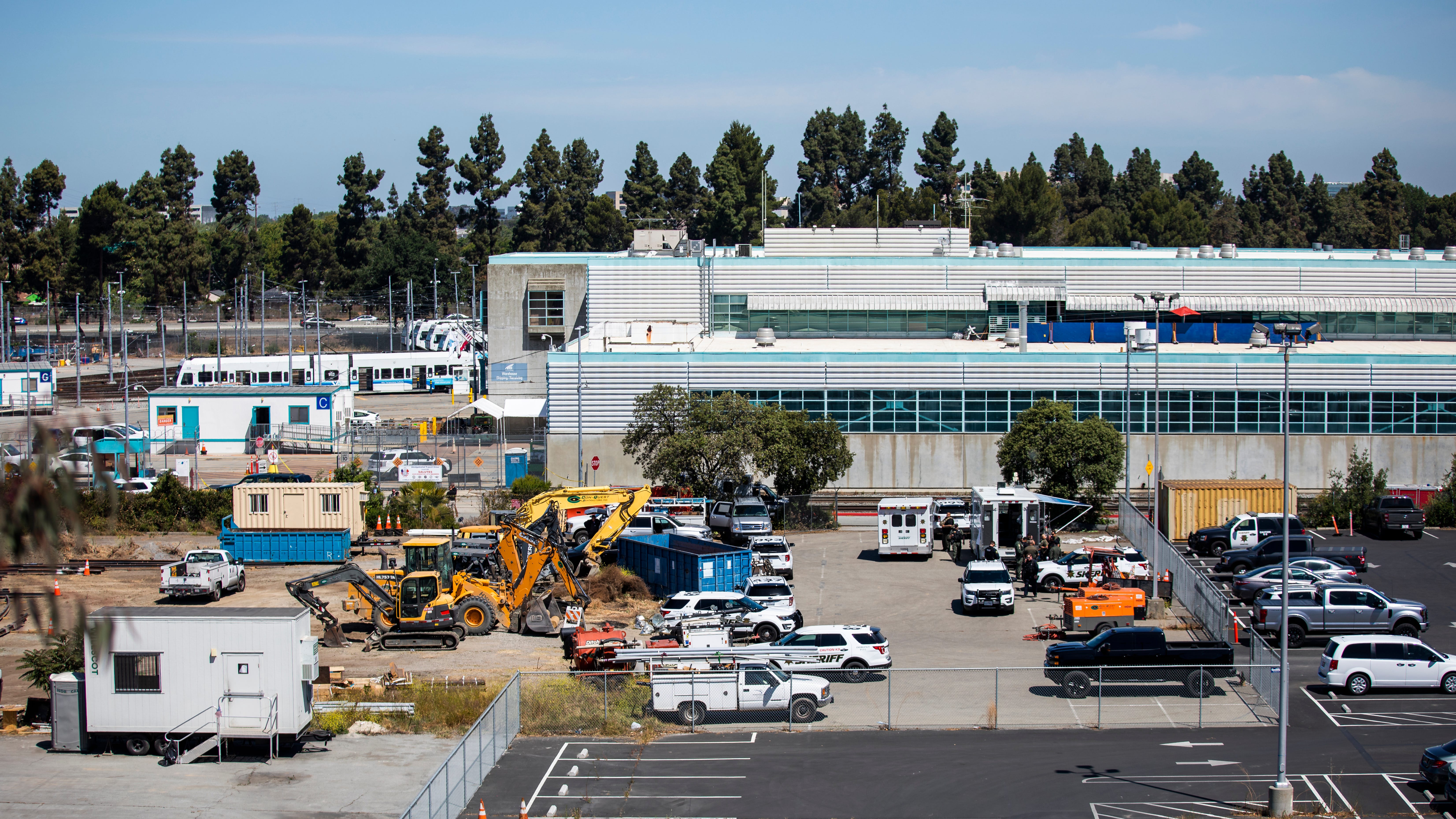 Lawsuit: California transit agency failed to stop gunman