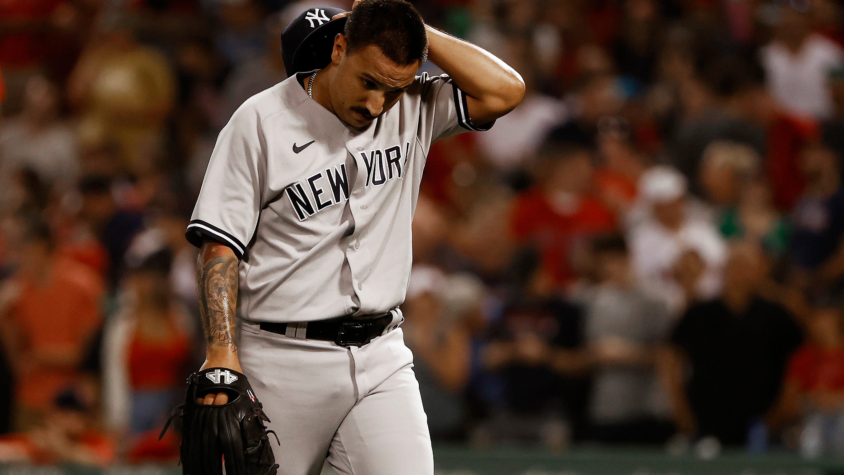 Yankees' crucial road trip off to nightmarish start