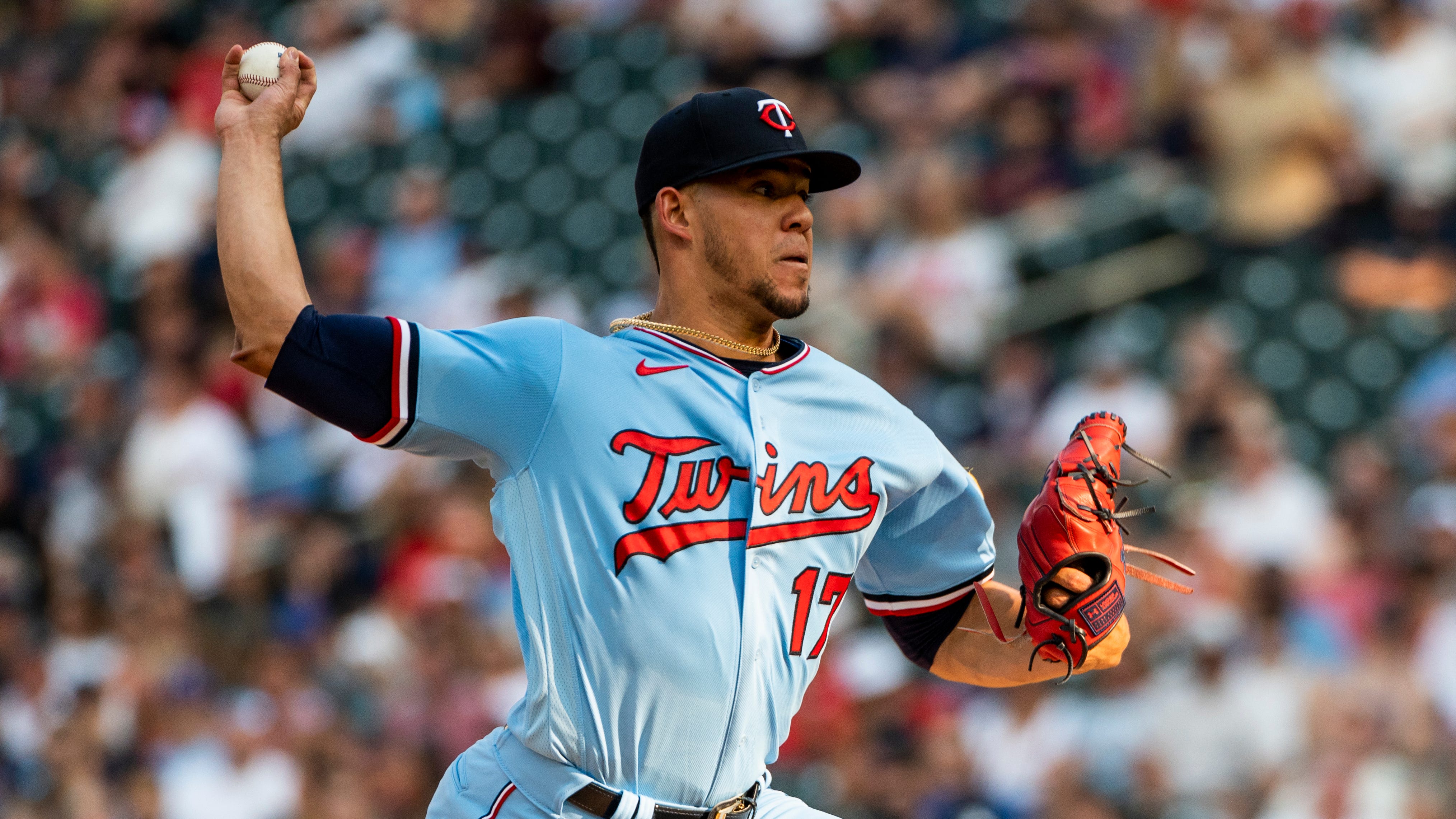 A Twins sell-off? Starting pitcher José Berríos shipped to Blue Jays for prospects
