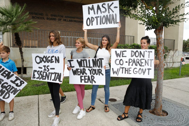 School mask protest