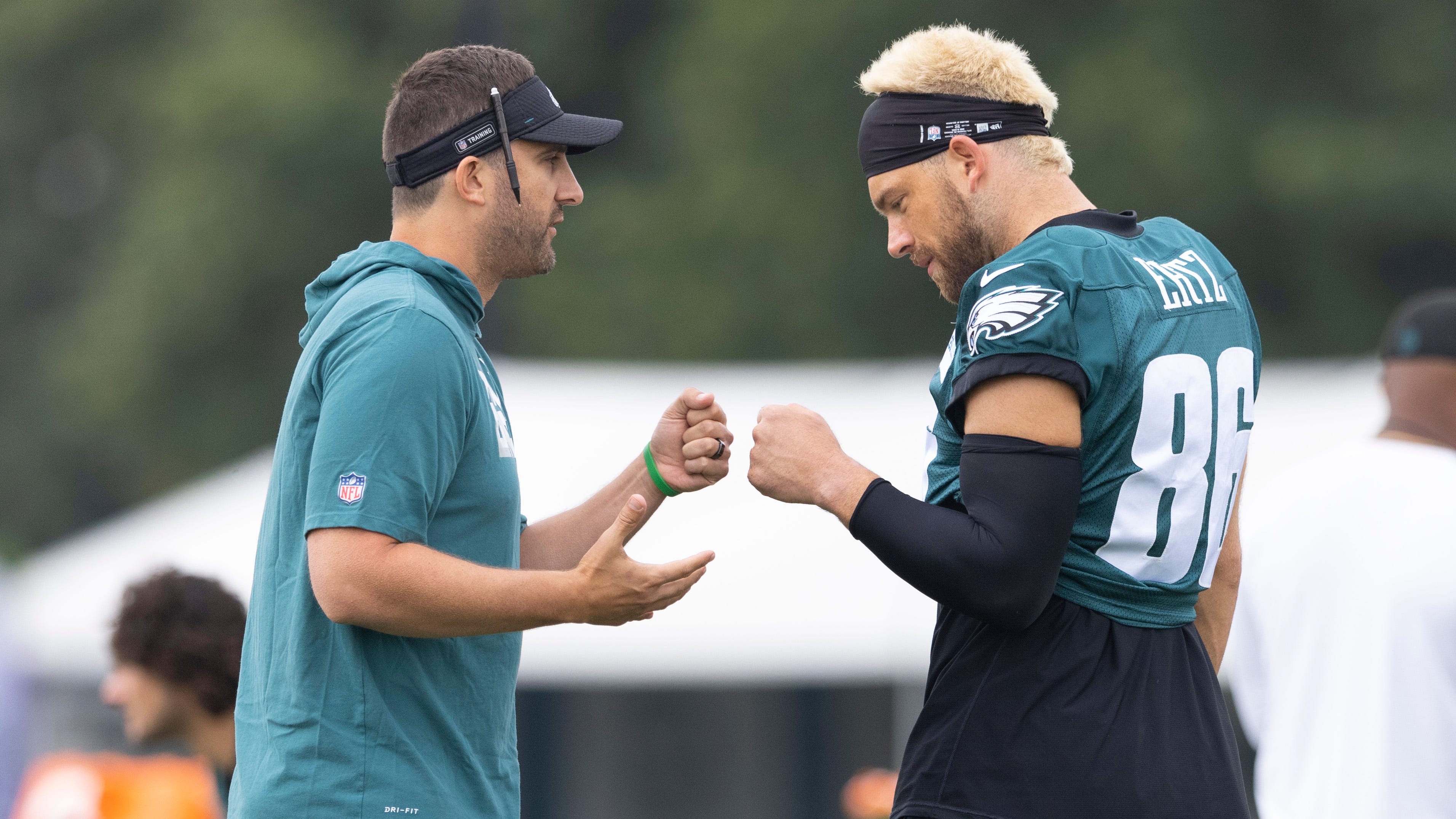 Zach Ertz breaks silence, says he wants to retire an Eagle