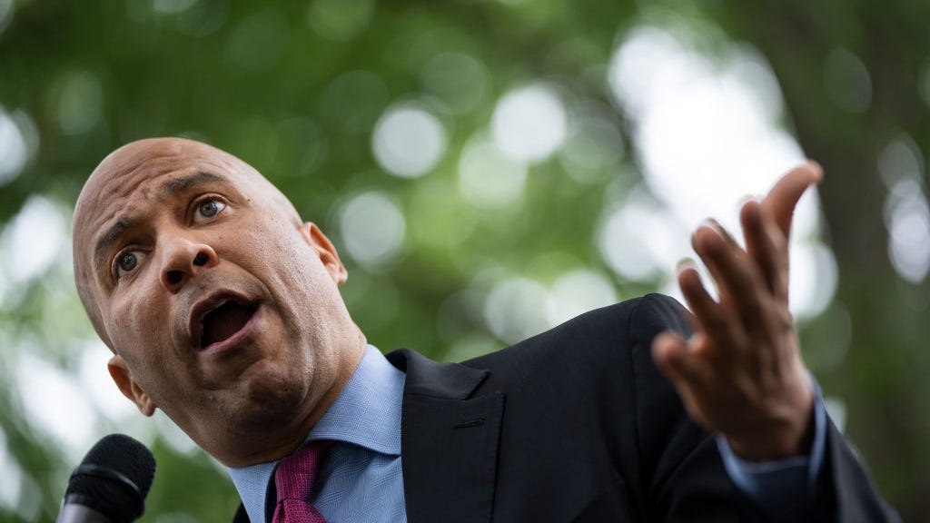 NJ Sen. Cory Booker headlines party fundraiser in New Hampshire