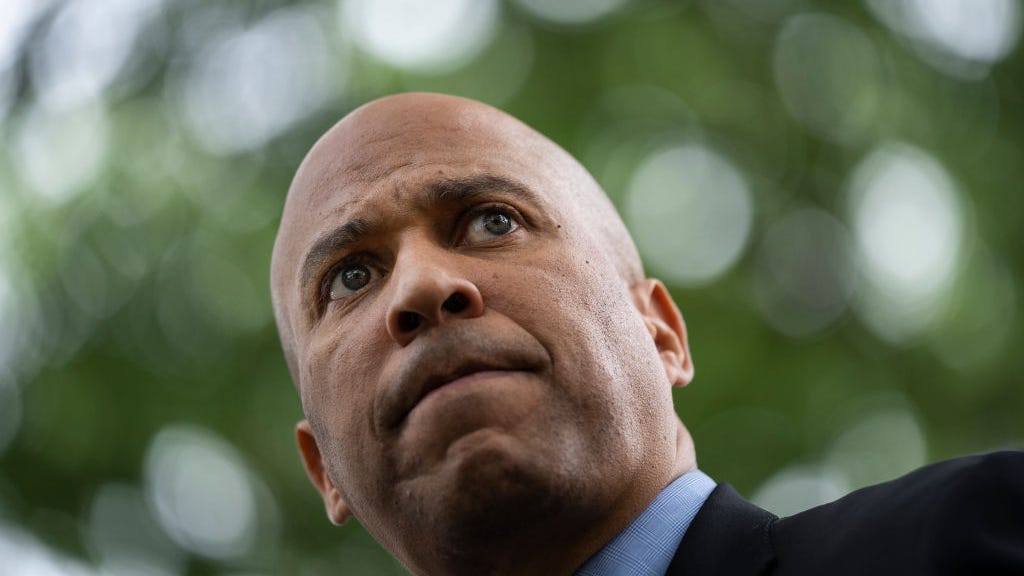 NJ Sen. Cory Booker tests positive for COVID-19 in breakthrough case