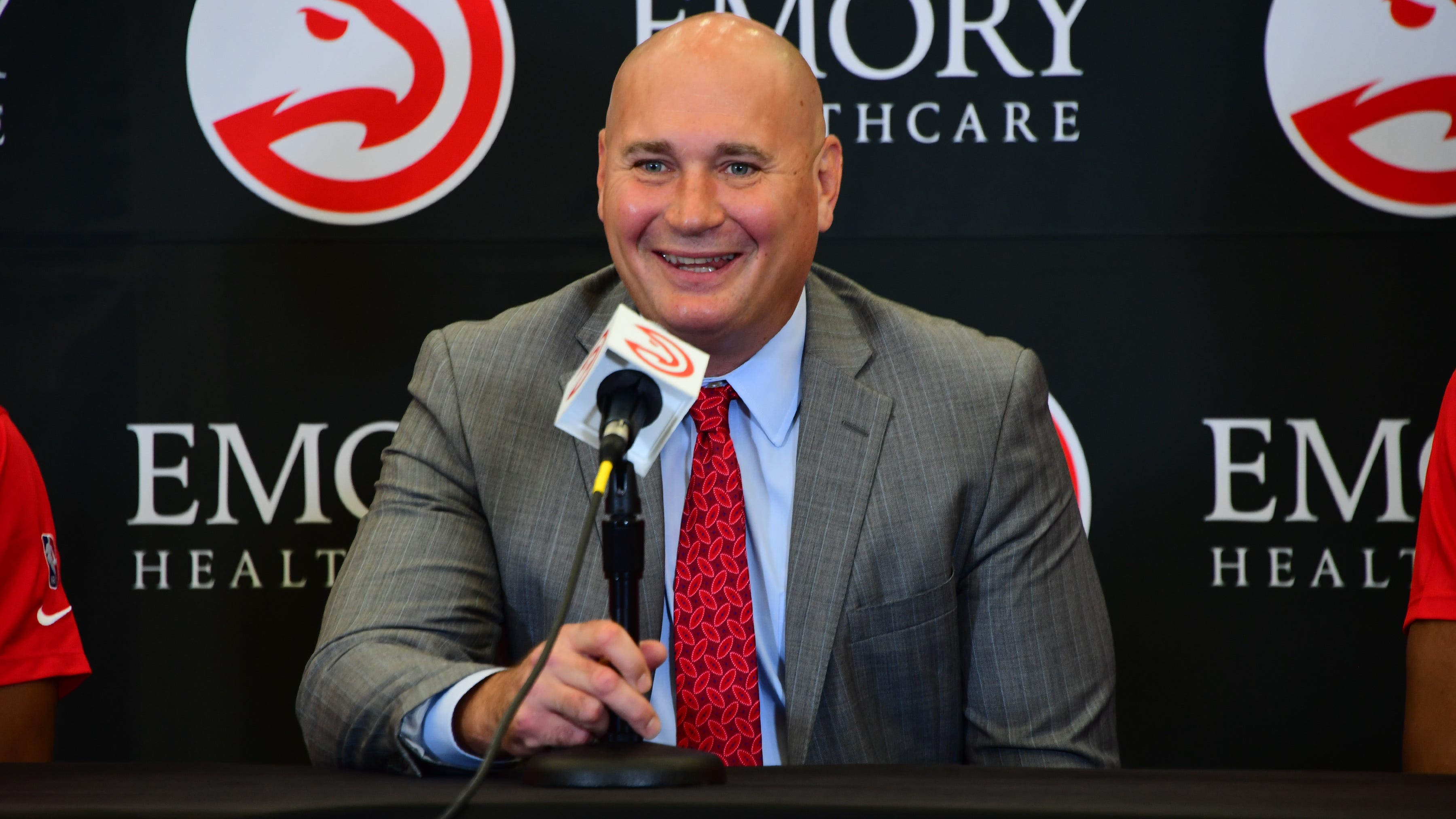 Chris Miles tells JP Finlay why the Wizards hired VP of Player Personnel Travis Schlenk before a true GM