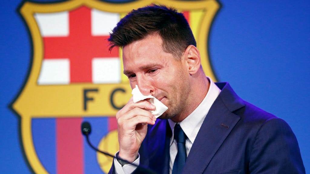 Messi se despide de Barcelona entre lágrimas y en contra de su voluntad