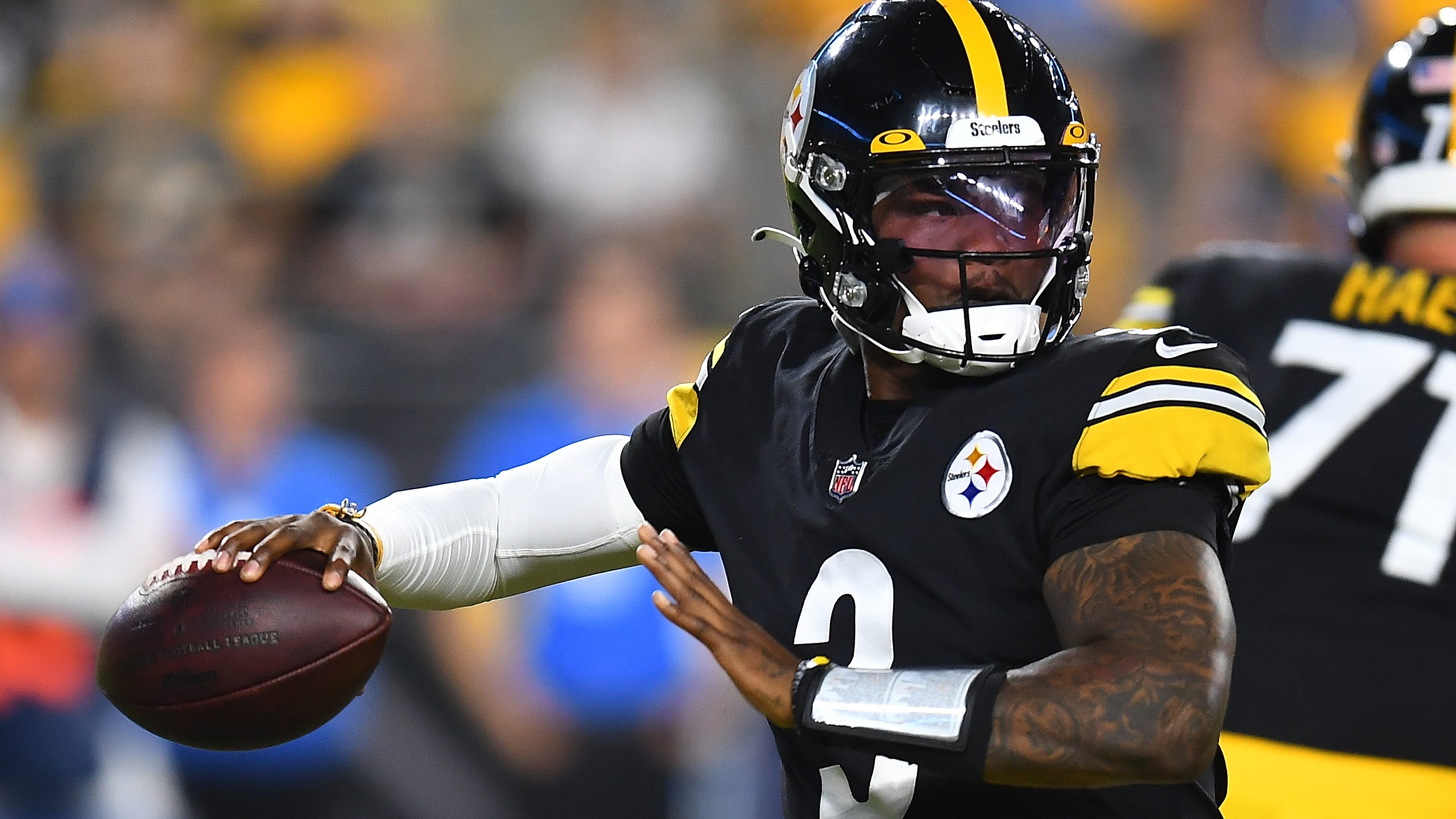NFL community mourns loss of Steelers quarterback Dwayne Haskins at 24