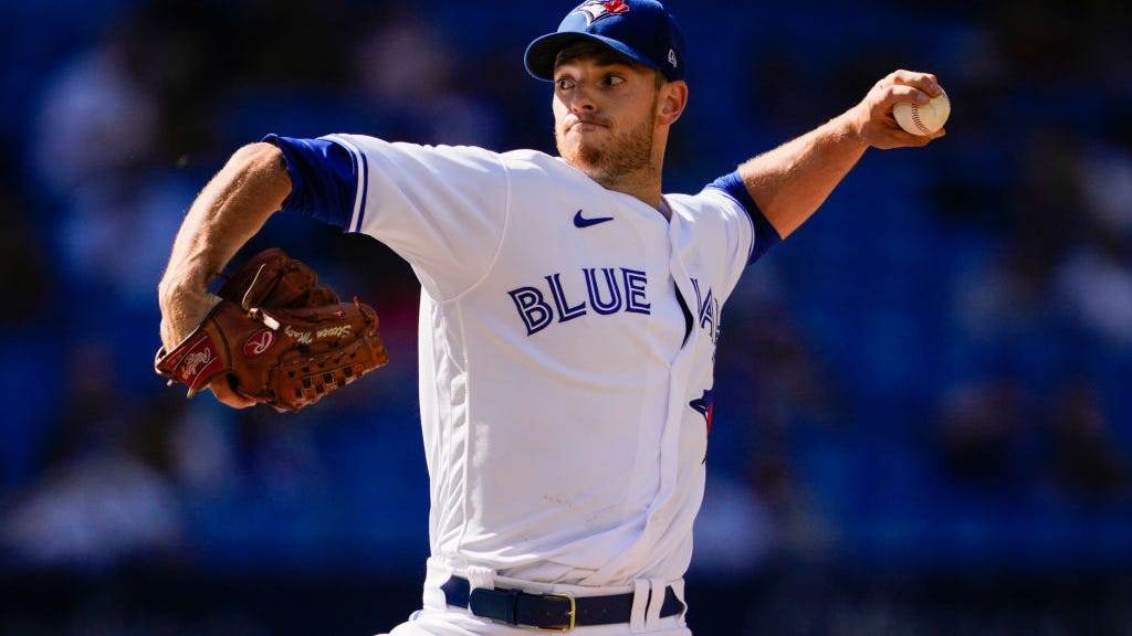 Cardinals sign free-agent pitcher Steven Matz to 4-year deal, per reports