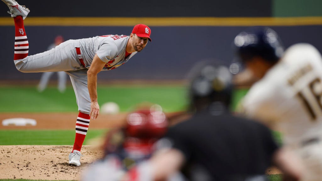WATCH: Adam Wainwright says he asked umpire about dinner plans after heinous missed call