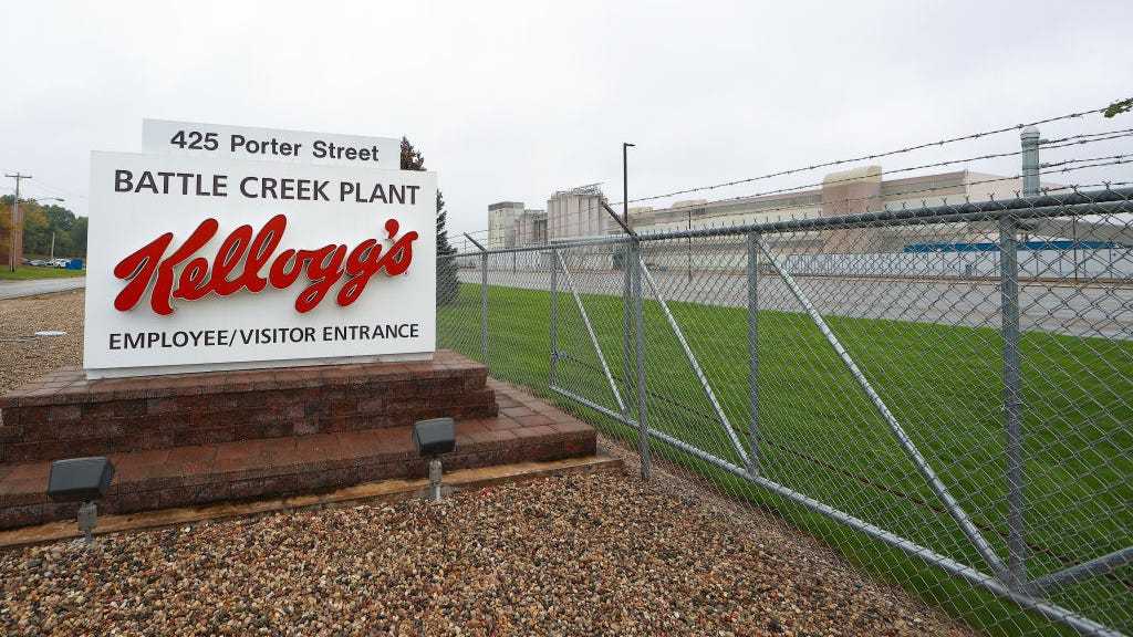 Kellogg's strikers may return to work after Christmas; tentative agreement reached