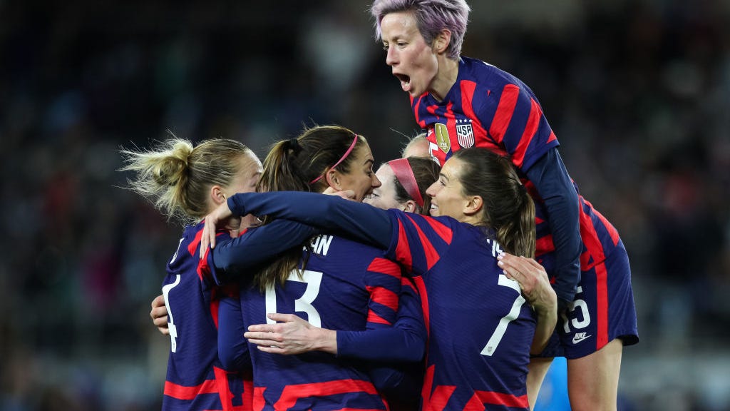 U.S. women's soccer team settles gender discrimination suit