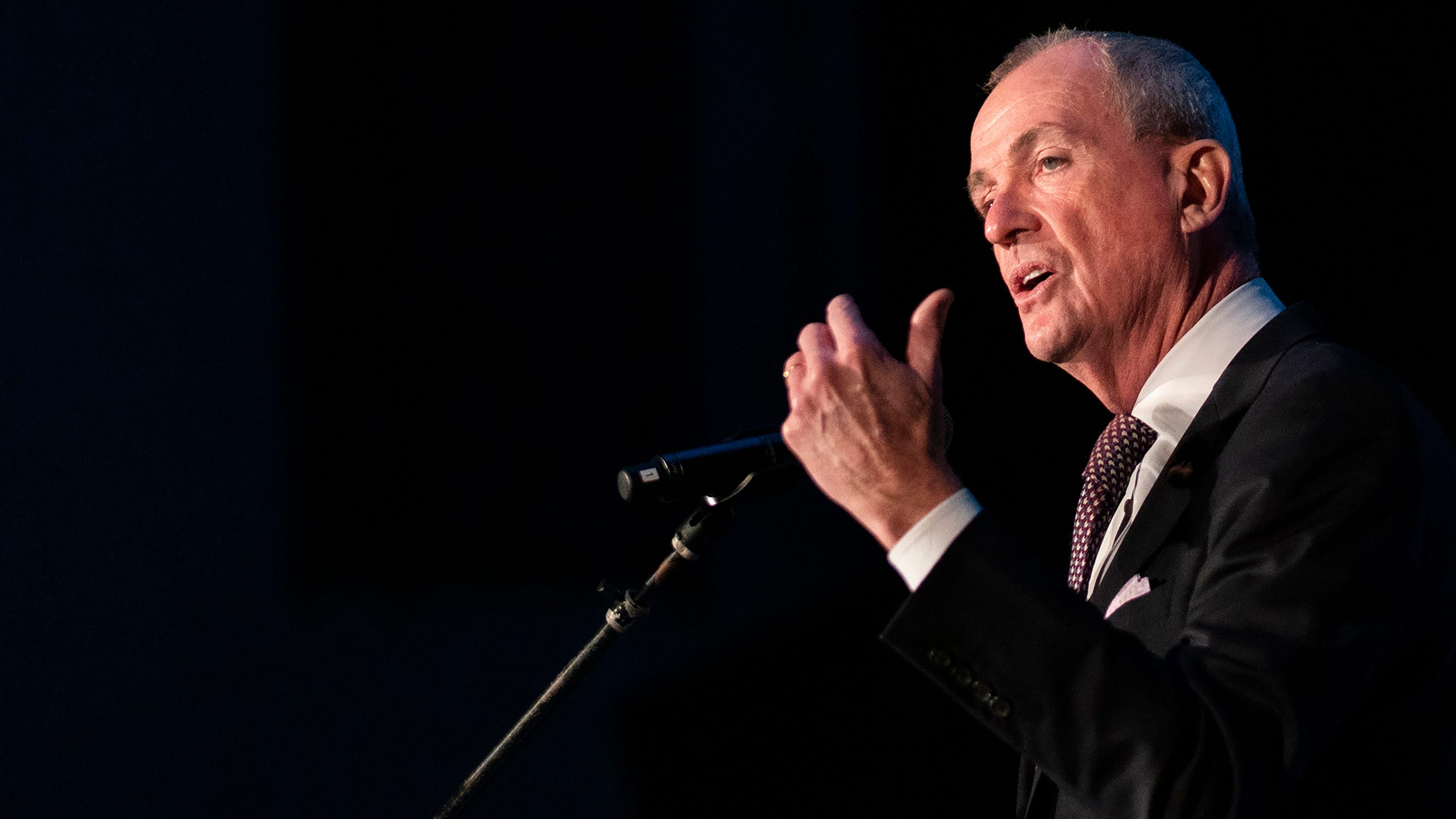 Murphy defends decision to give NJ school districts control over mask policies