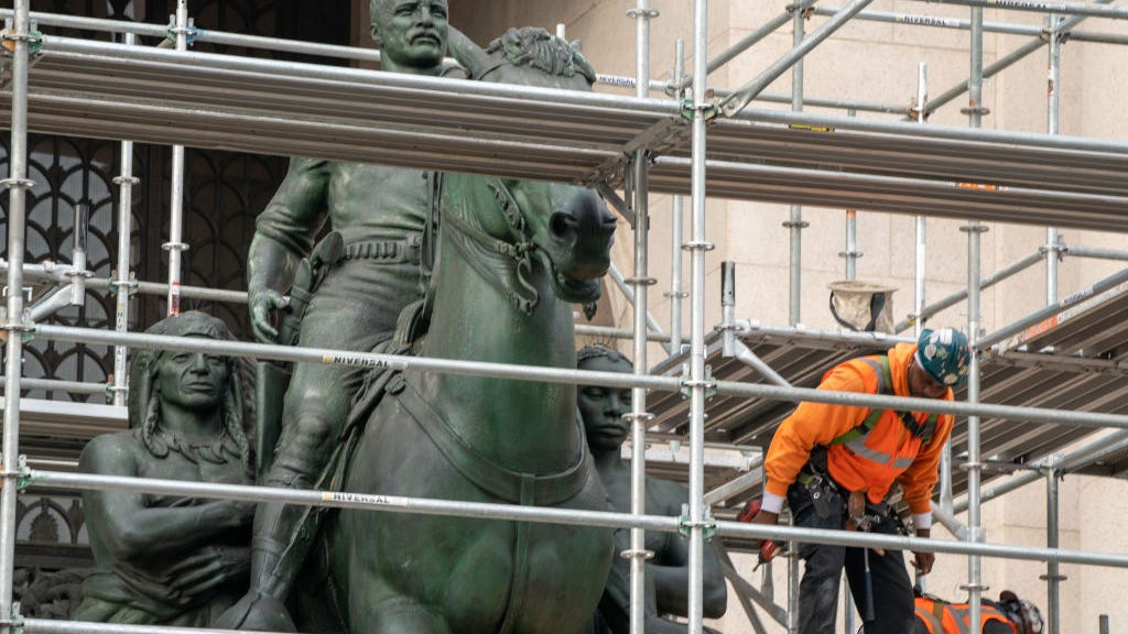 Theodore Roosevelt statue removal begins at Museum of Natural History