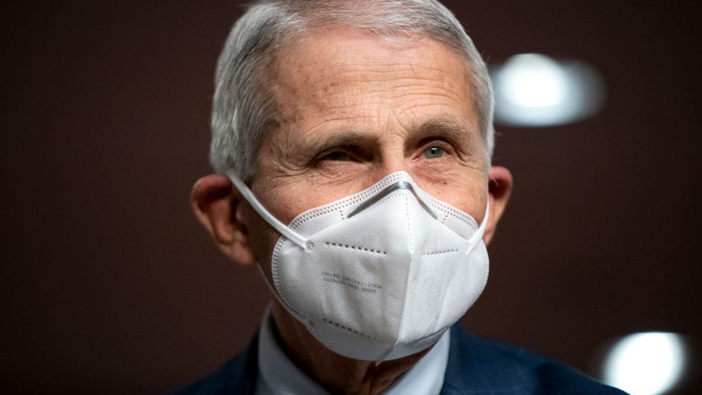 EXCLUSIVE: Fauci clarifies omicron exposure warning, pushes separation of politics and health