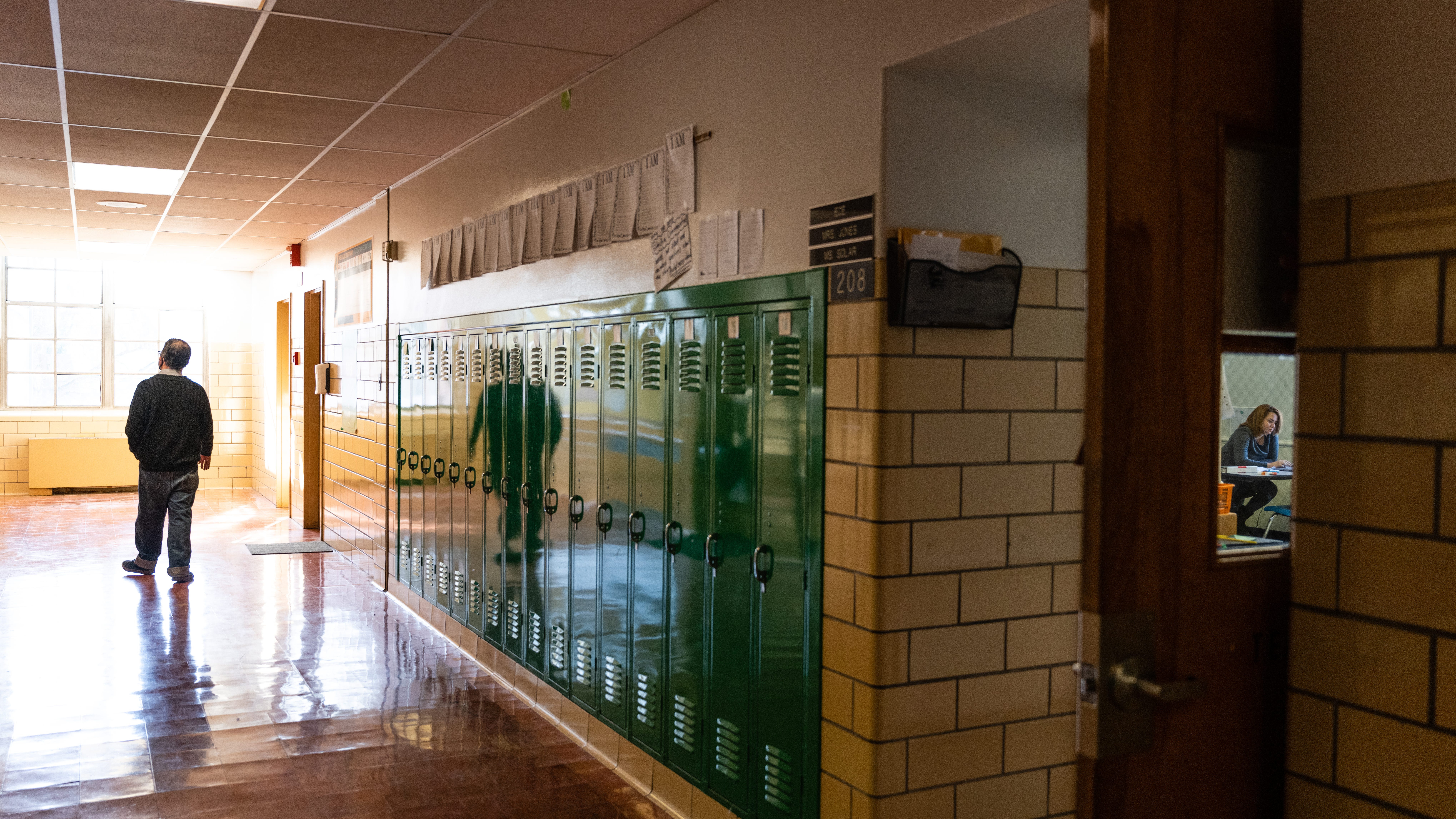 St. Paul teachers union sees "path forward" for agreement, educators could walk tonight without new contract