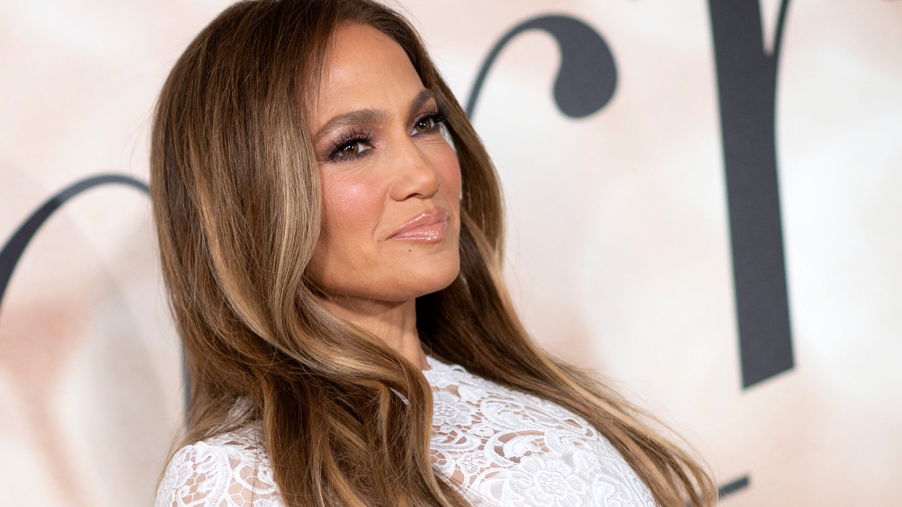 Jennifer Lopez documentary to kick off 2022 Tribeca Festival