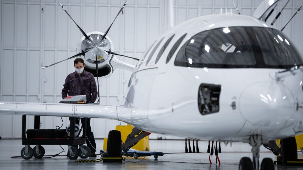 World’s first all-electric airplane ready for takeoff