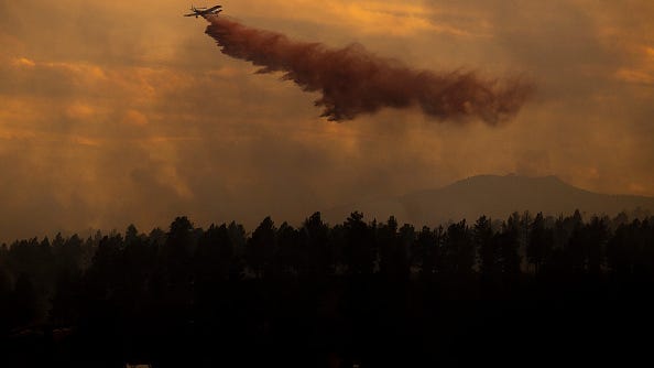 Colorado wildfire prompts evacuations for over 19,000 Saturday and Sunday
