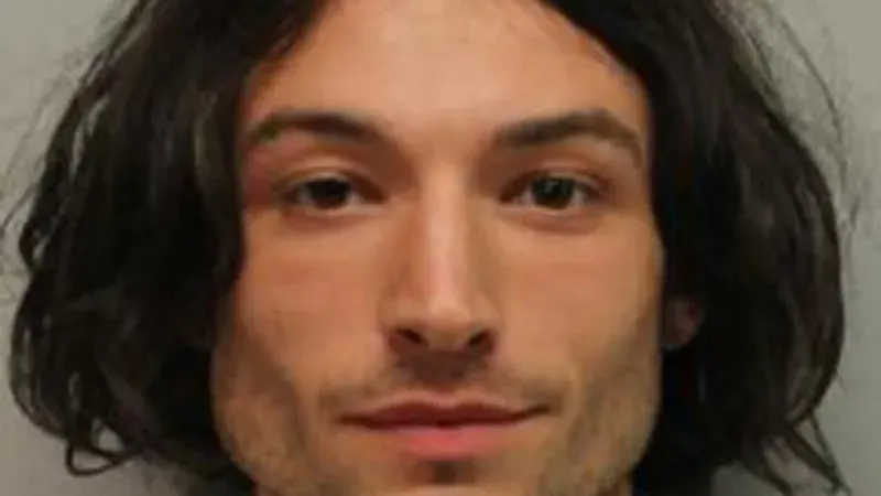 'The Flash' star charged with breaking into home to steal alcohol
