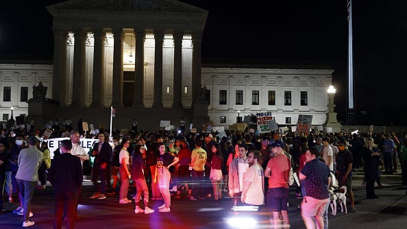 Supreme Court draft opinion overturning Rowe v. Wade leaks online