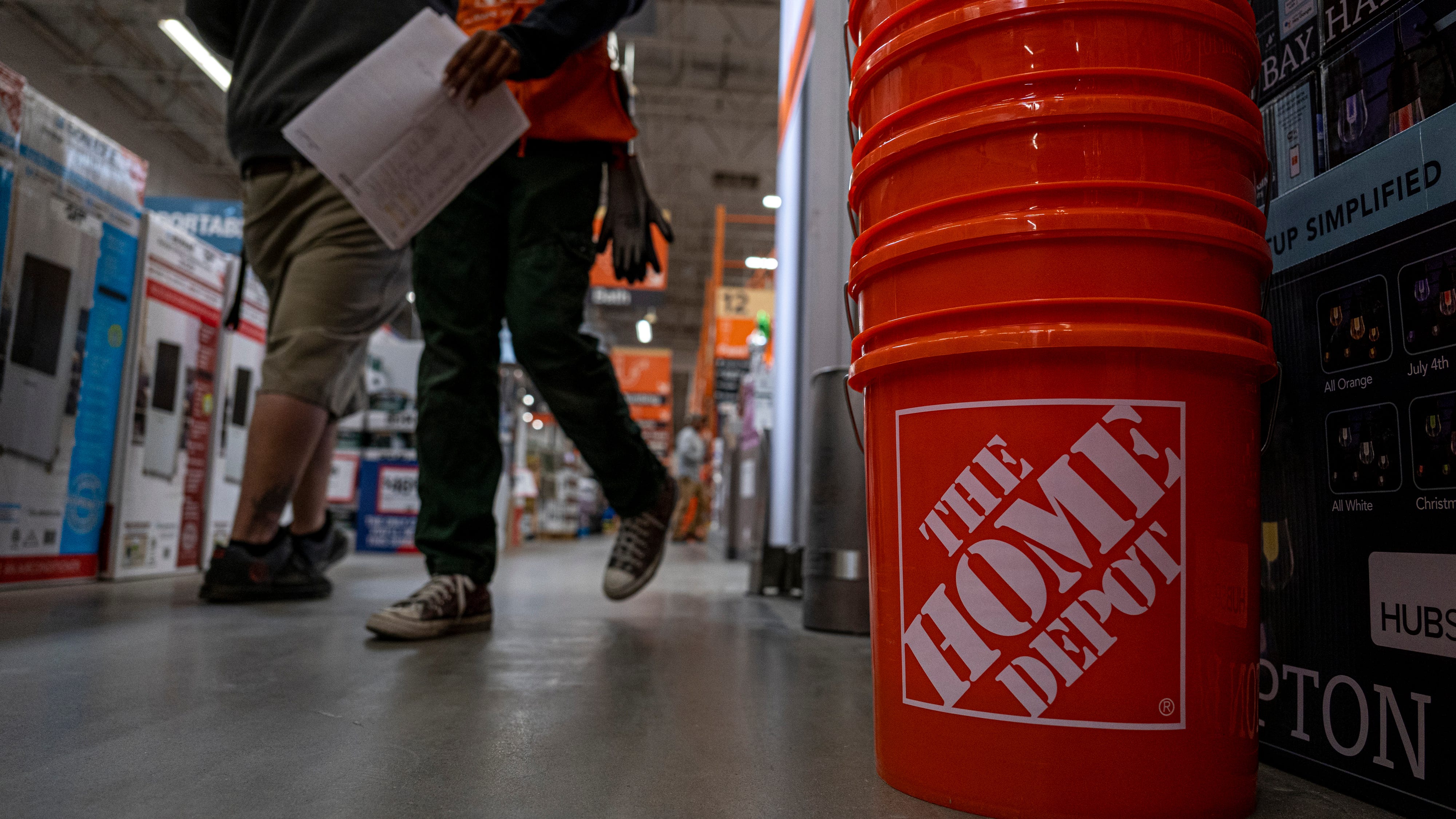 Home Depot store workers in Northeast Philly file petition to unionize