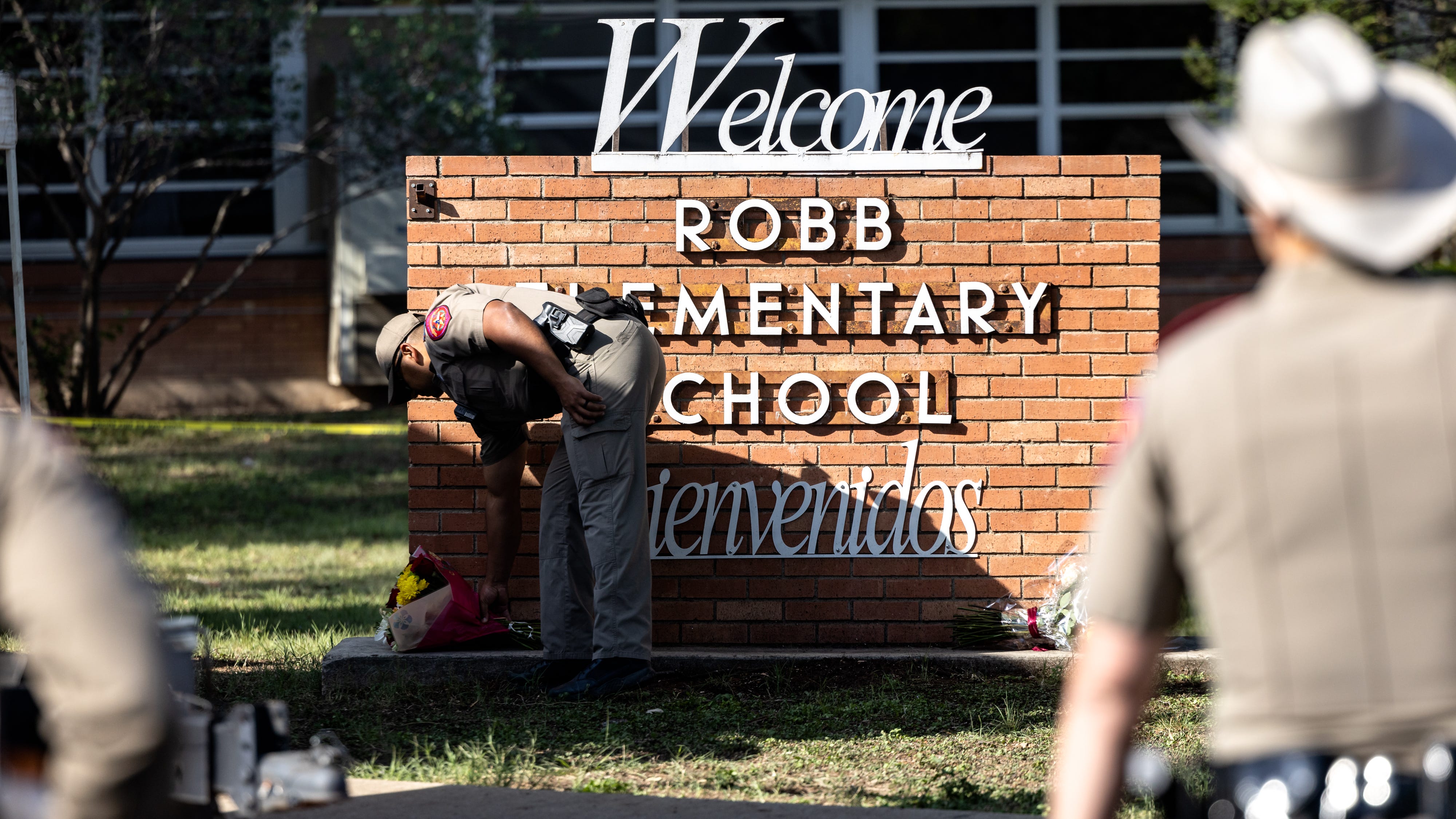 Public step up to assist Uvalde school shooting victims
