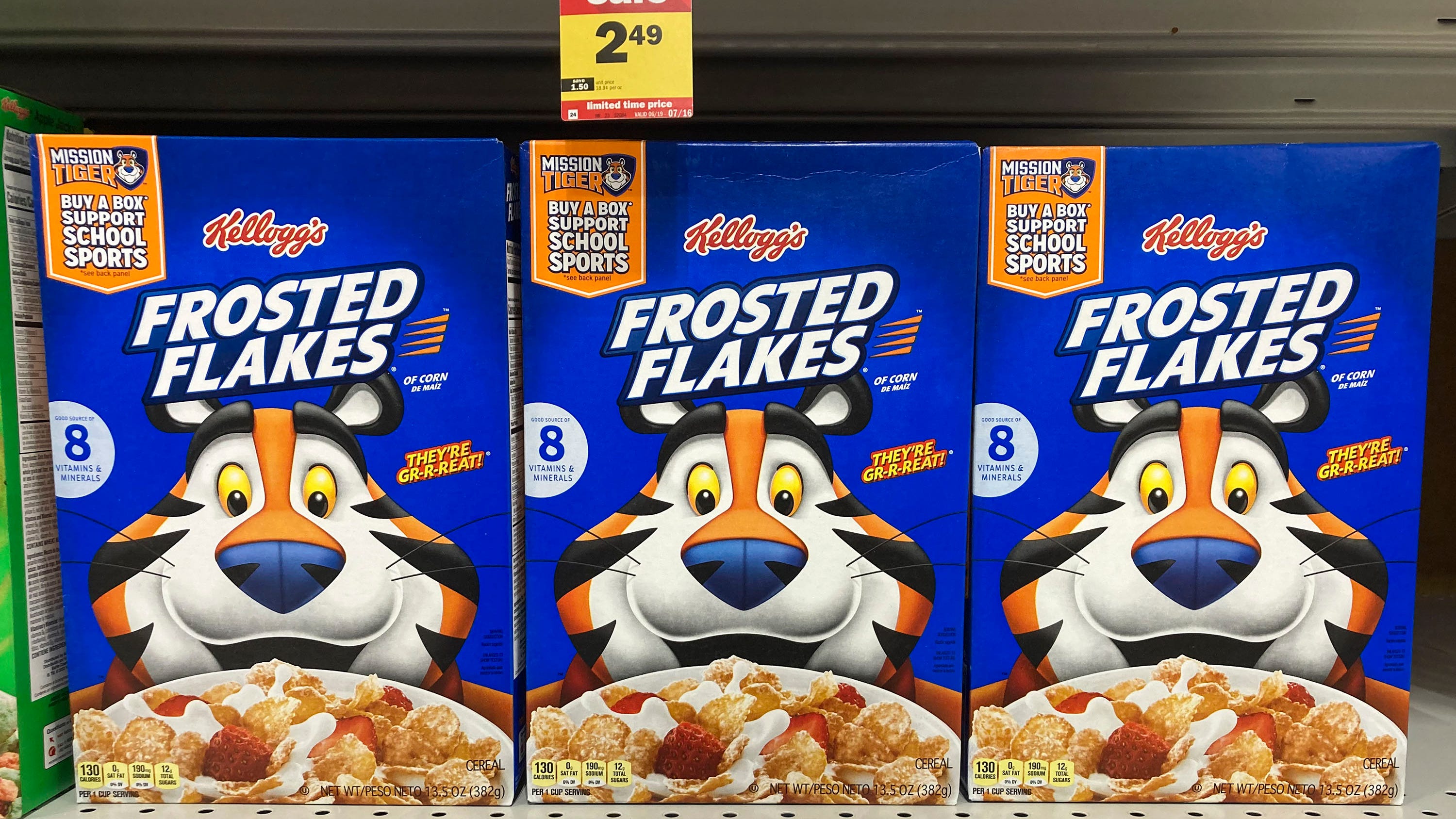 Kellogg's is offering $5,000 to those who eat cereal for dinner