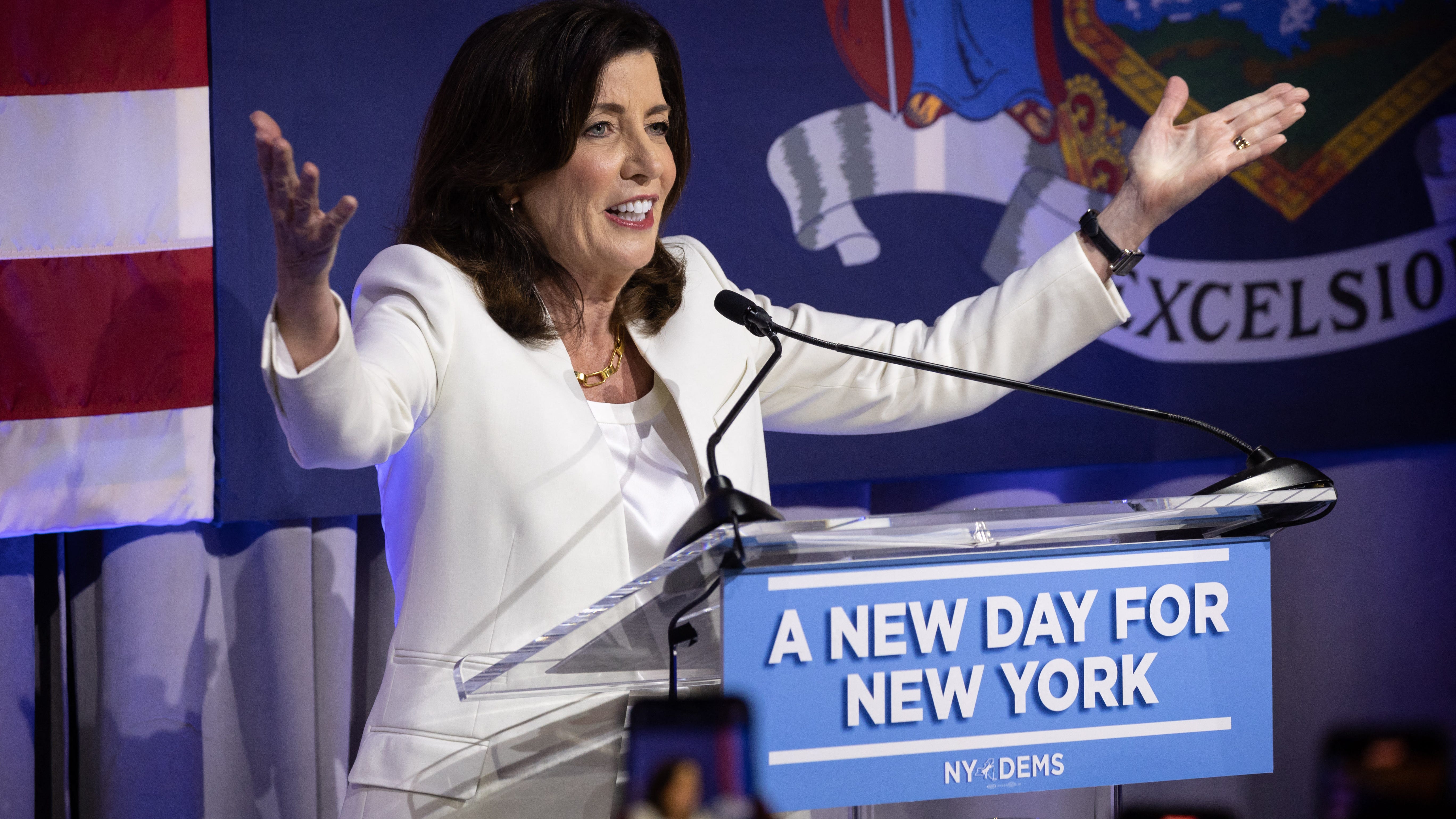 Hochul seeks 'exhaustive list' of places to ban guns, hopes to sign NY law this week in response to Supreme Court ruling