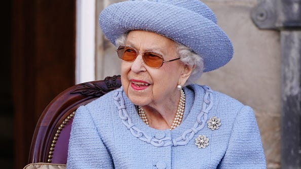 What does the queen like with tea? Jam sandwiches every day