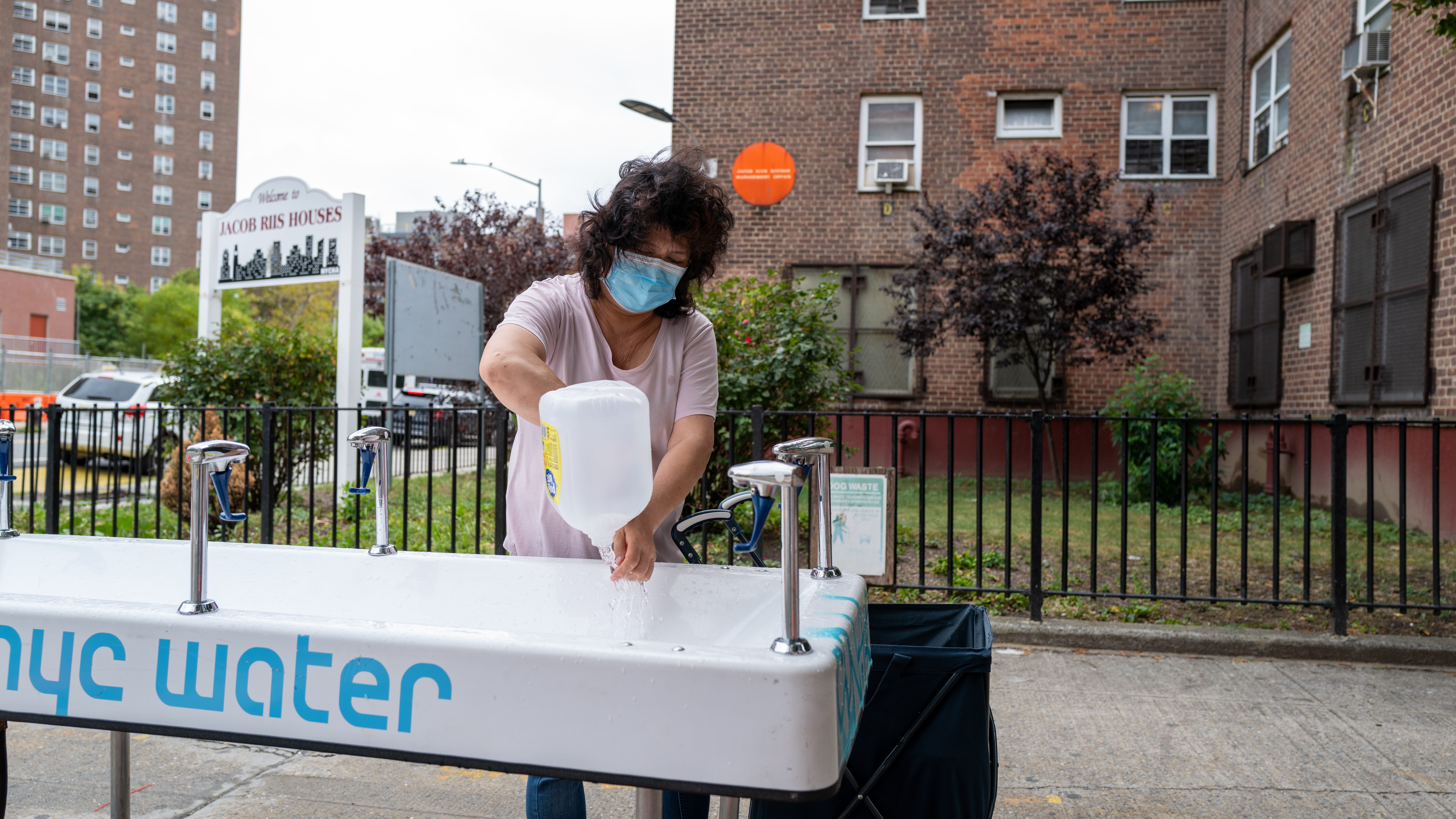 Lab that found arsenic in Manhattan NYCHA complex water retracts results