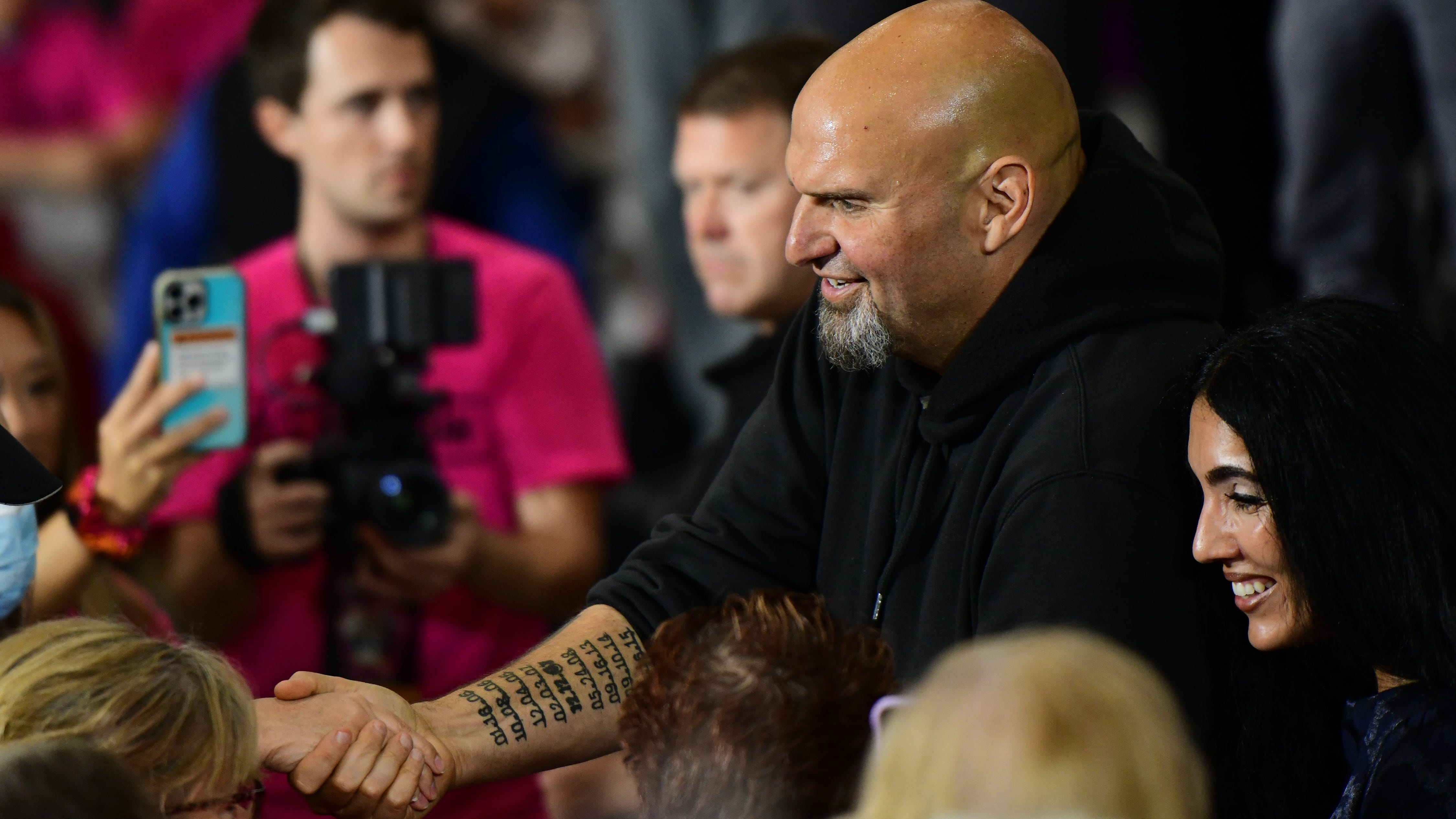 Fetterman jabs Oz, talks abortion rights at Montco rally