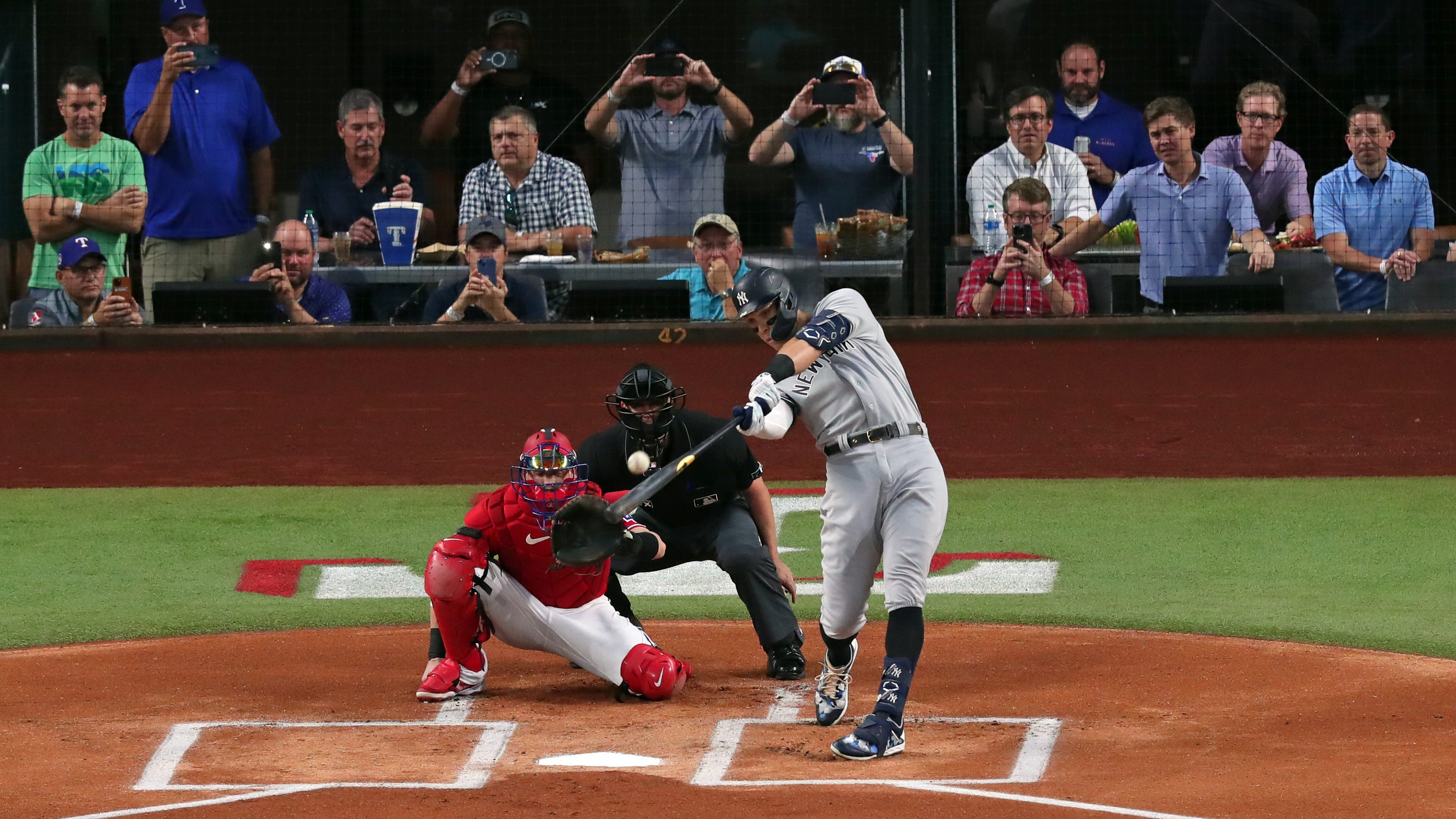 Fan who caught Judge’s record home run rejects $3-million offer as ball goes to auction