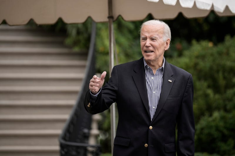 WASHINGTON, DC - OCTOBER 5: U.S. President Joe Biden talks toward reporters as he walks to Marine One on the South Lawn of the White House October 5, 2022 in Washington, DC. President Biden will visit Florida on Wednesday to survey the damage caused by Hurricane Ian.