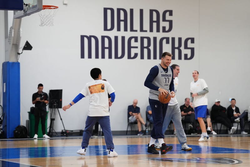 Dallas Mavs Practice