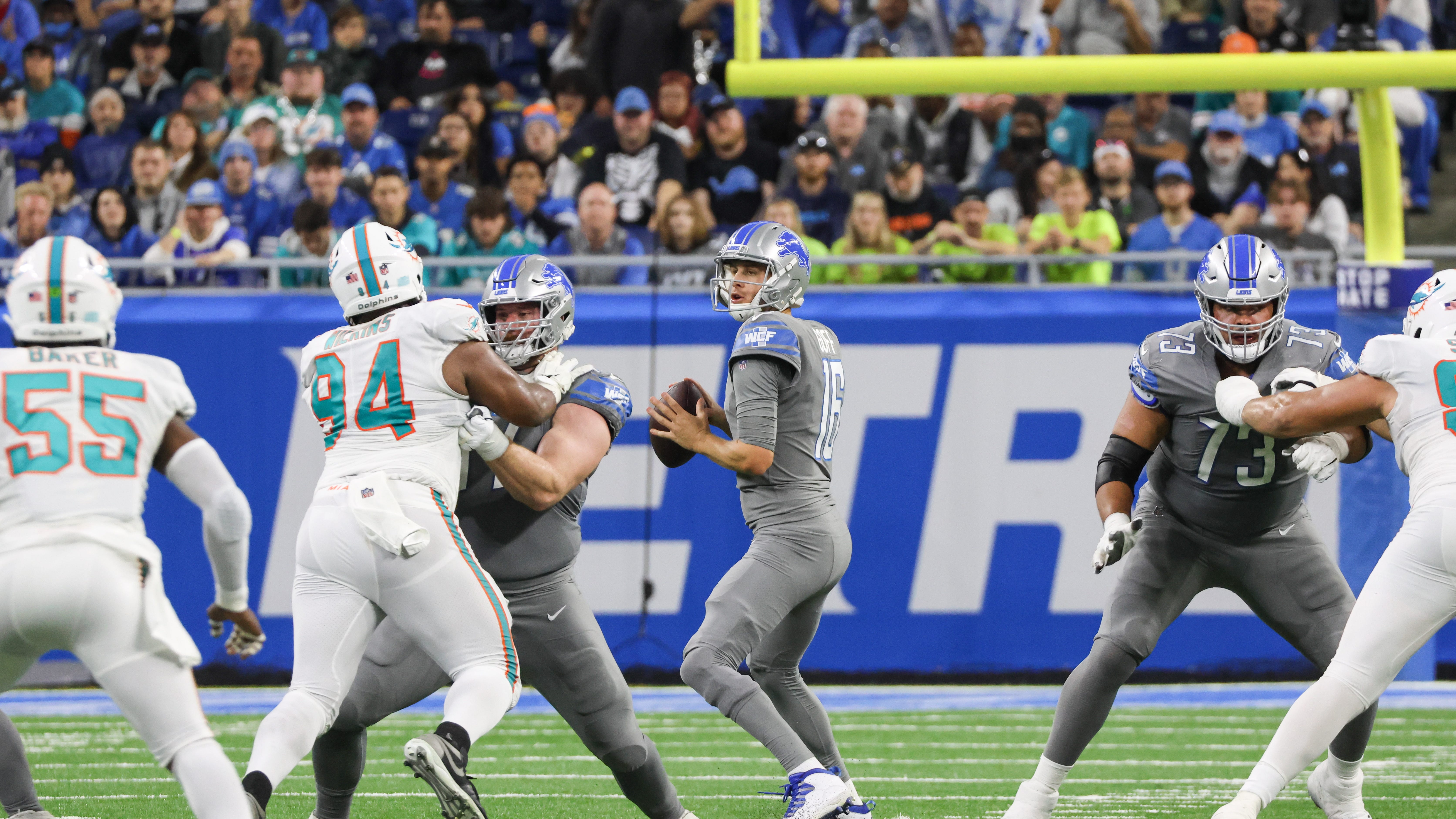 Holmes, Lions talking extensions for Jared Goff, Jonah Jackson