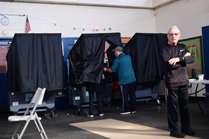 Voters at polls in Philadelphia during the 2022 midterm general election.