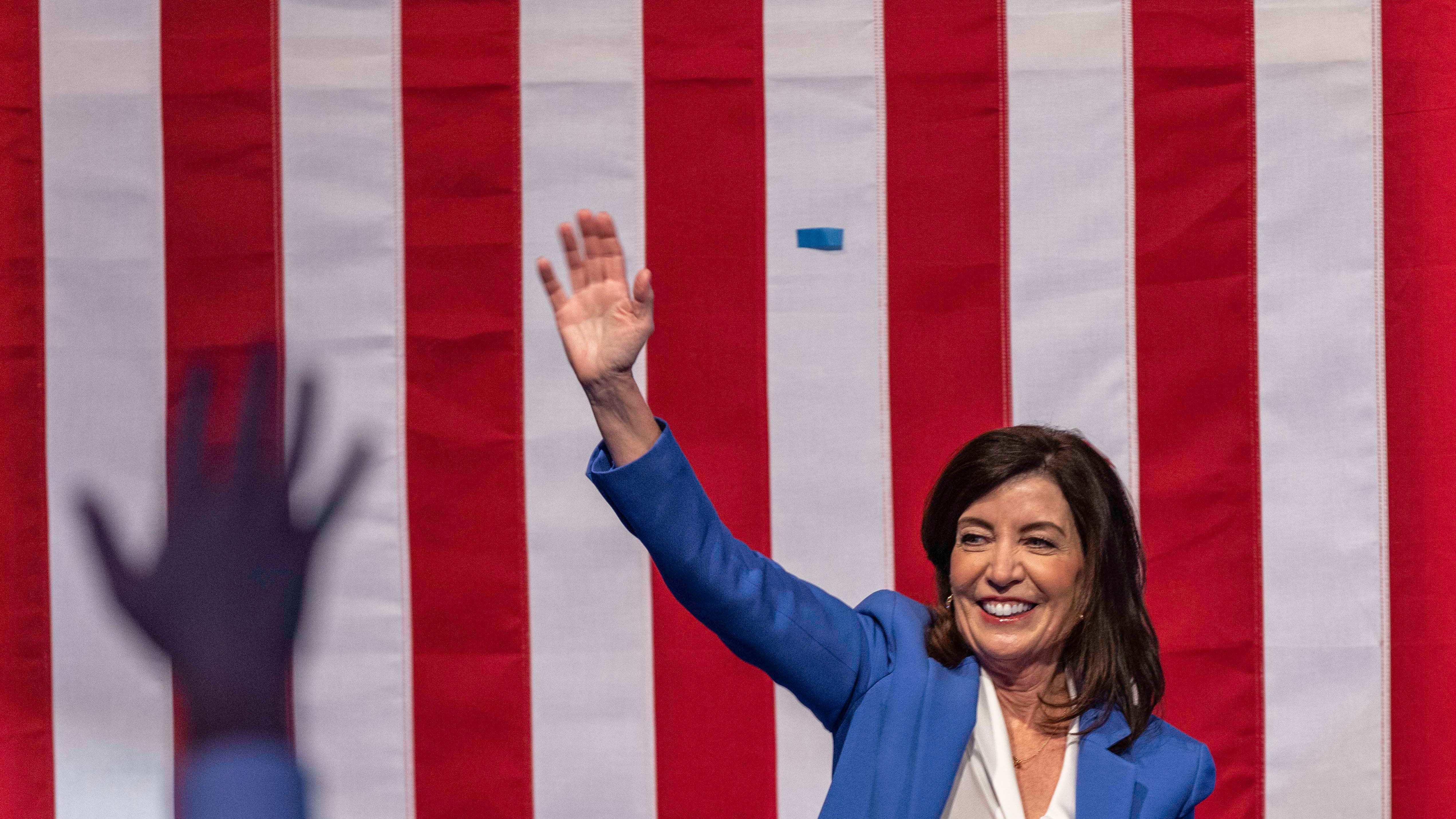 Democrat Kathy Hochul becomes 1st woman elected NY governor